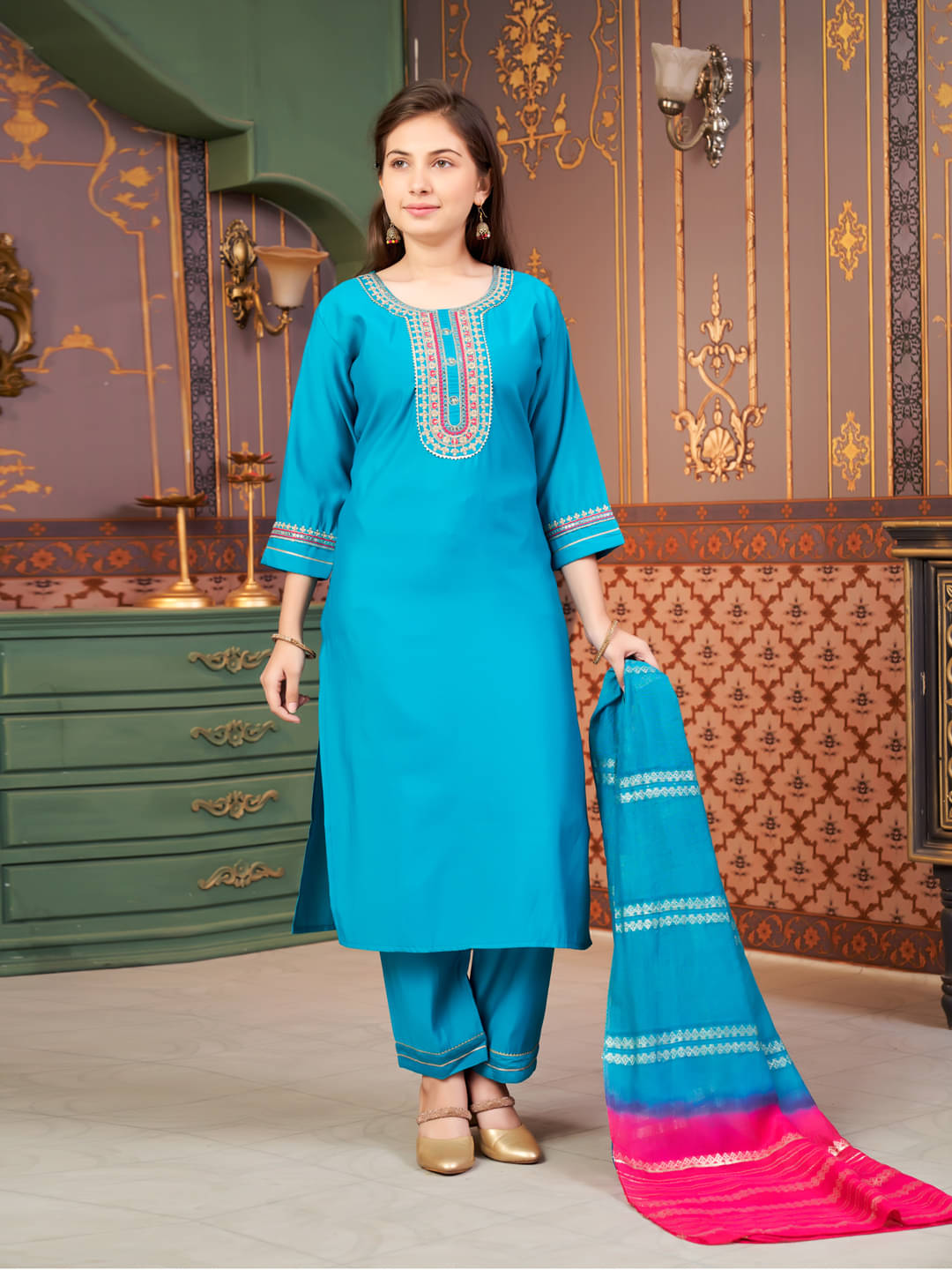     			Aarika Girls Silk Kurti with Pants ( Pack of 1 , Turquoise )