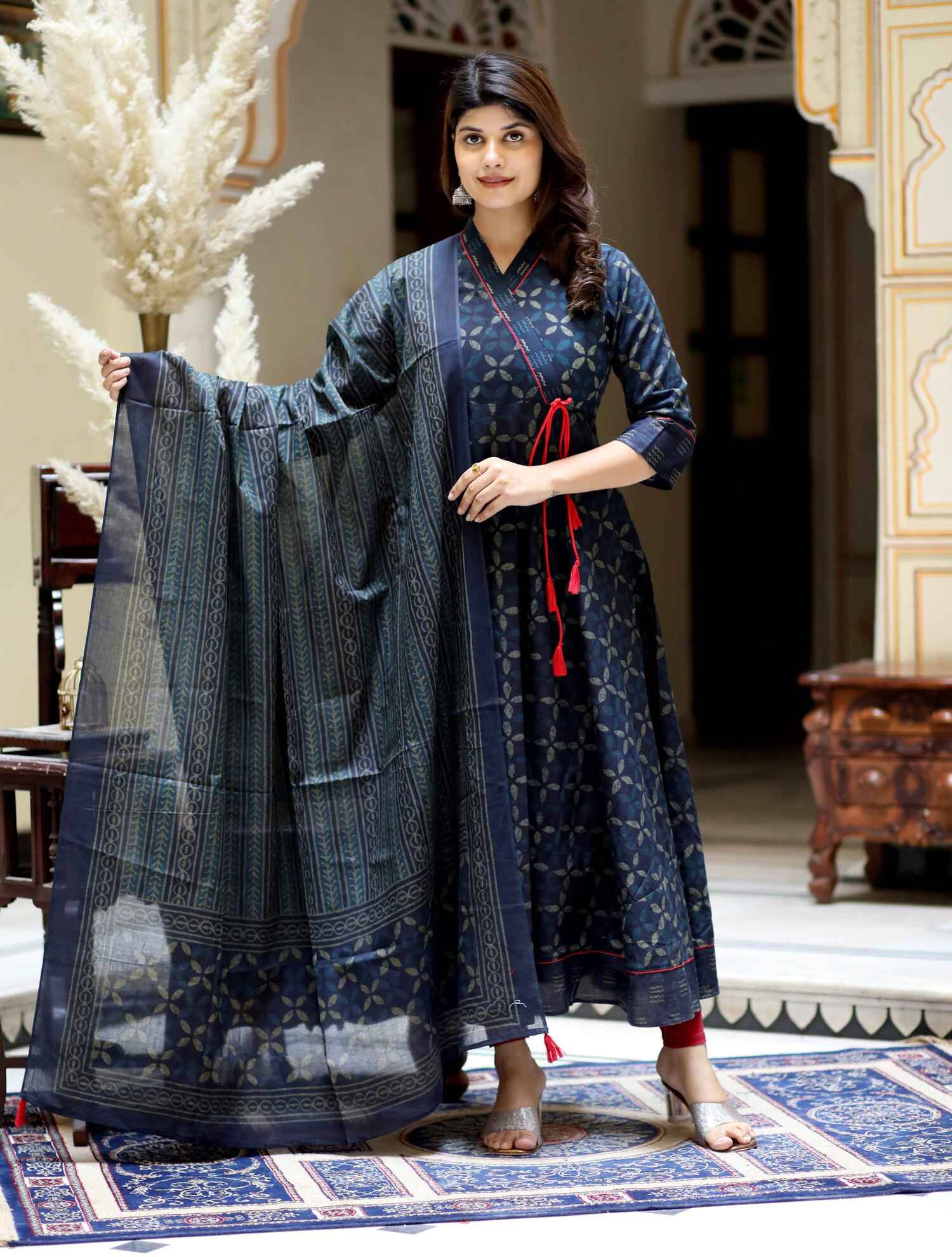     			Angiya Pack of 1 Cotton Printed Angrakha Women's Kurti - ( Navy Blue )