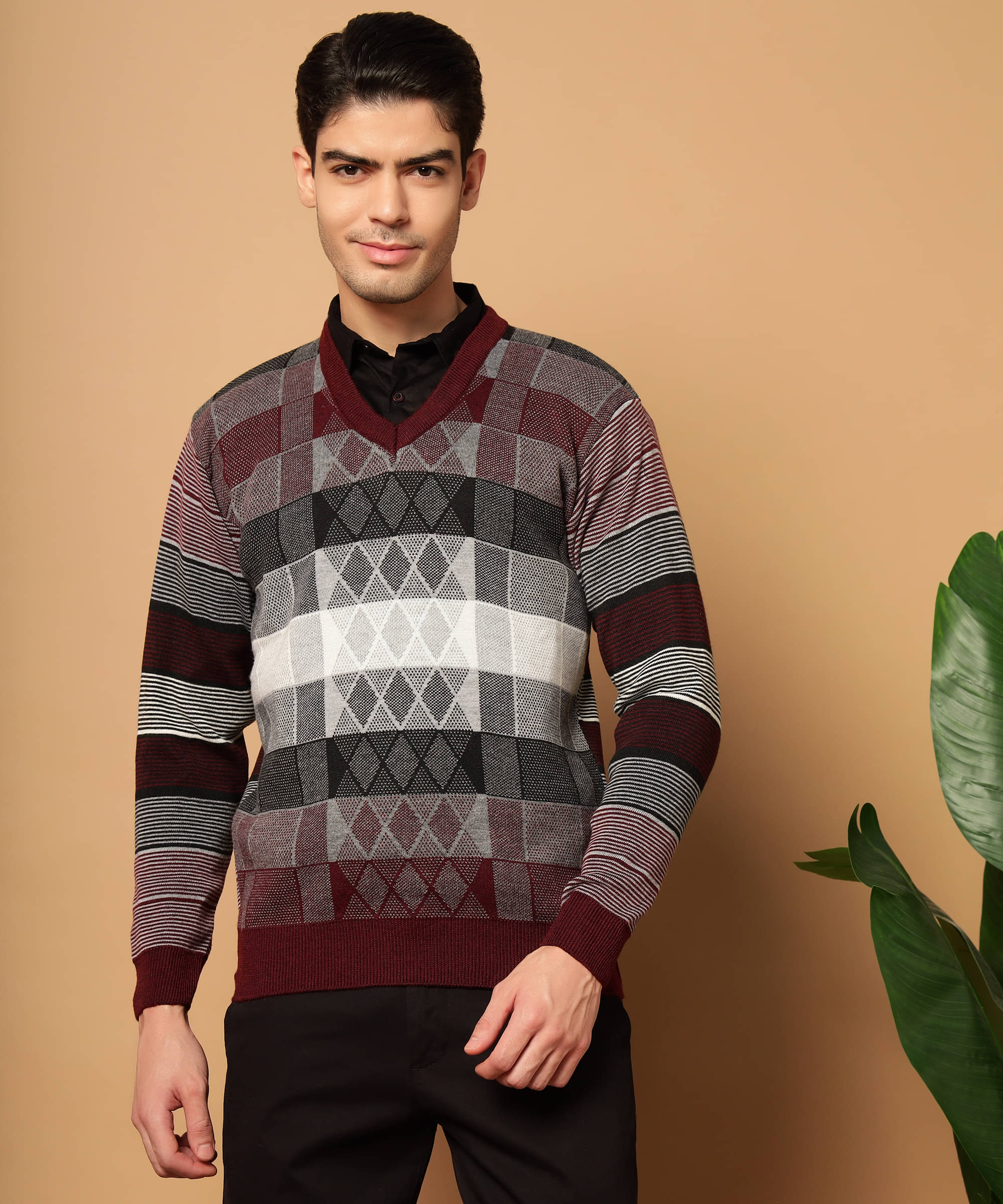     			Canblar Woollen V-Neck Men's Full Sleeves Pullover Sweater - Maroon ( Pack of 1 )