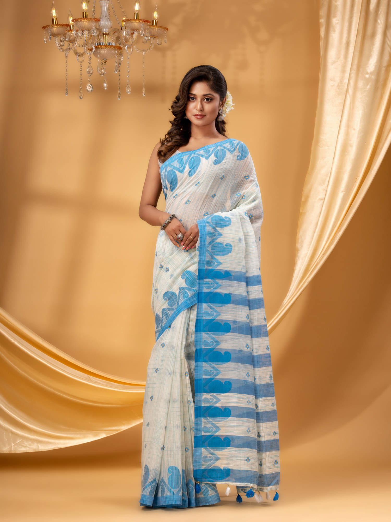     			Desh Bidesh Cotton Printed Saree With Unstitched Blouse Piece ( White )