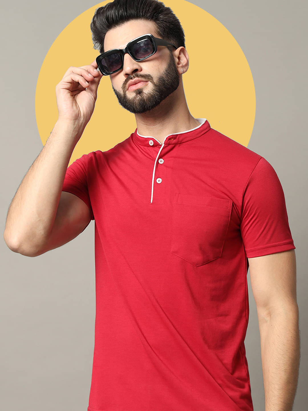     			RELANE Cotton Blend Regular Fit Solid Half Sleeves Men's Mandarin Collar T-Shirt - Maroon ( Pack of 1 )