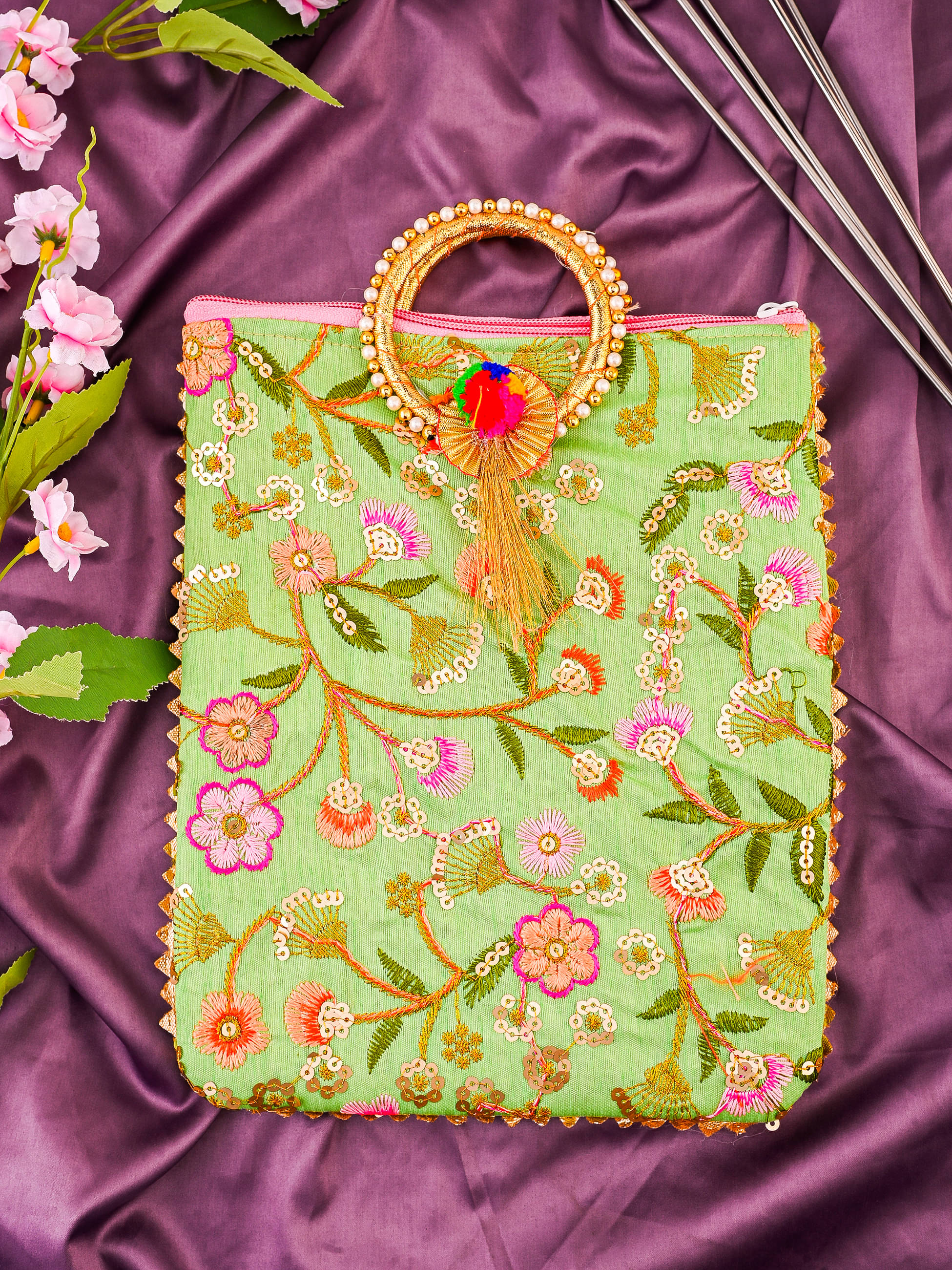     			Anjaneya Creations Handheld Bag Fabric Set of 1 ( Green )