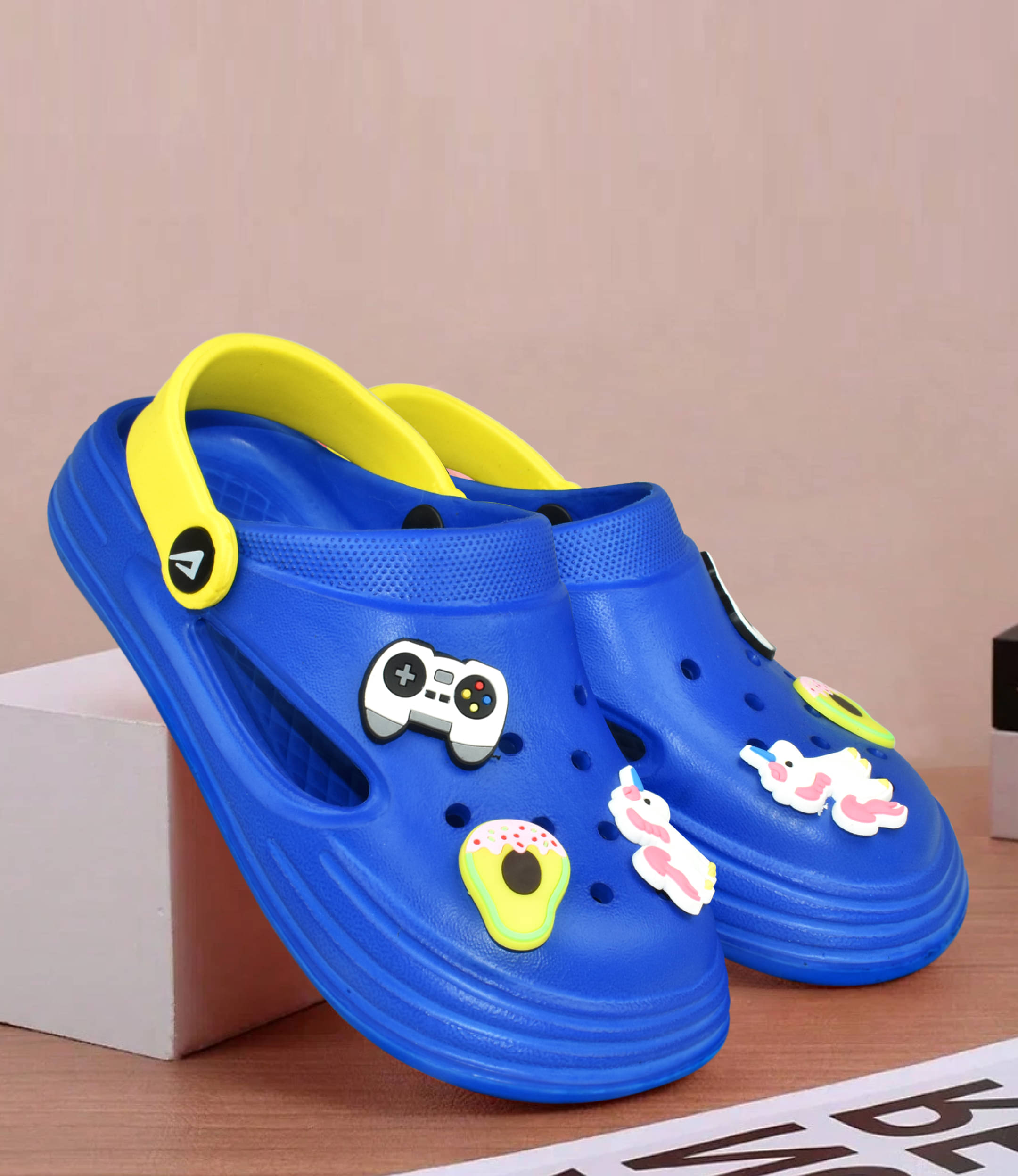    			BOYS BEACH SANDAL