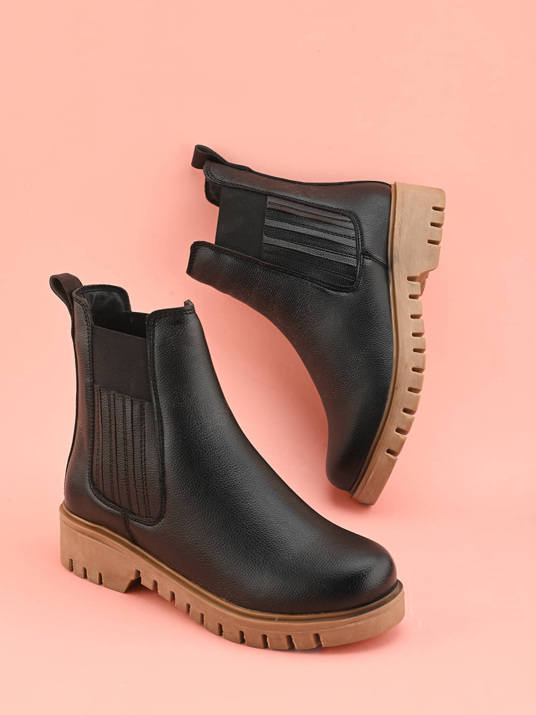     			Fentacia Black Women's Ankle Length Boots