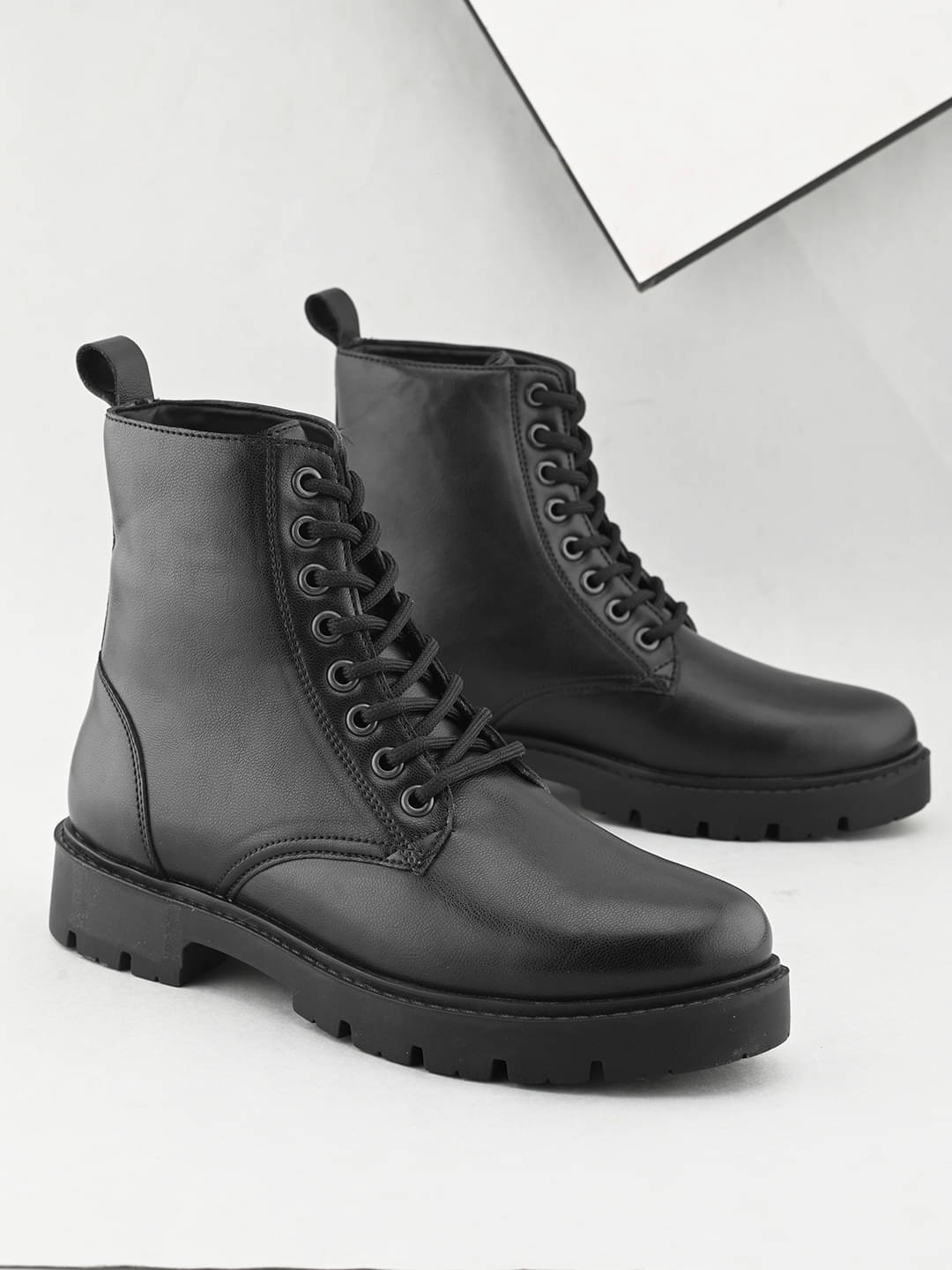     			Fentacia Black Women's Ankle Length Boots