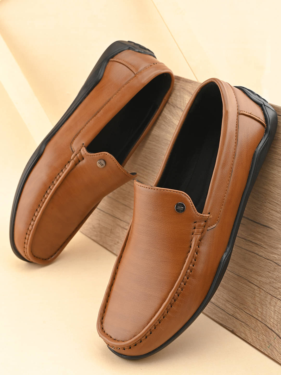     			Fentacia Tan Men's Slip on