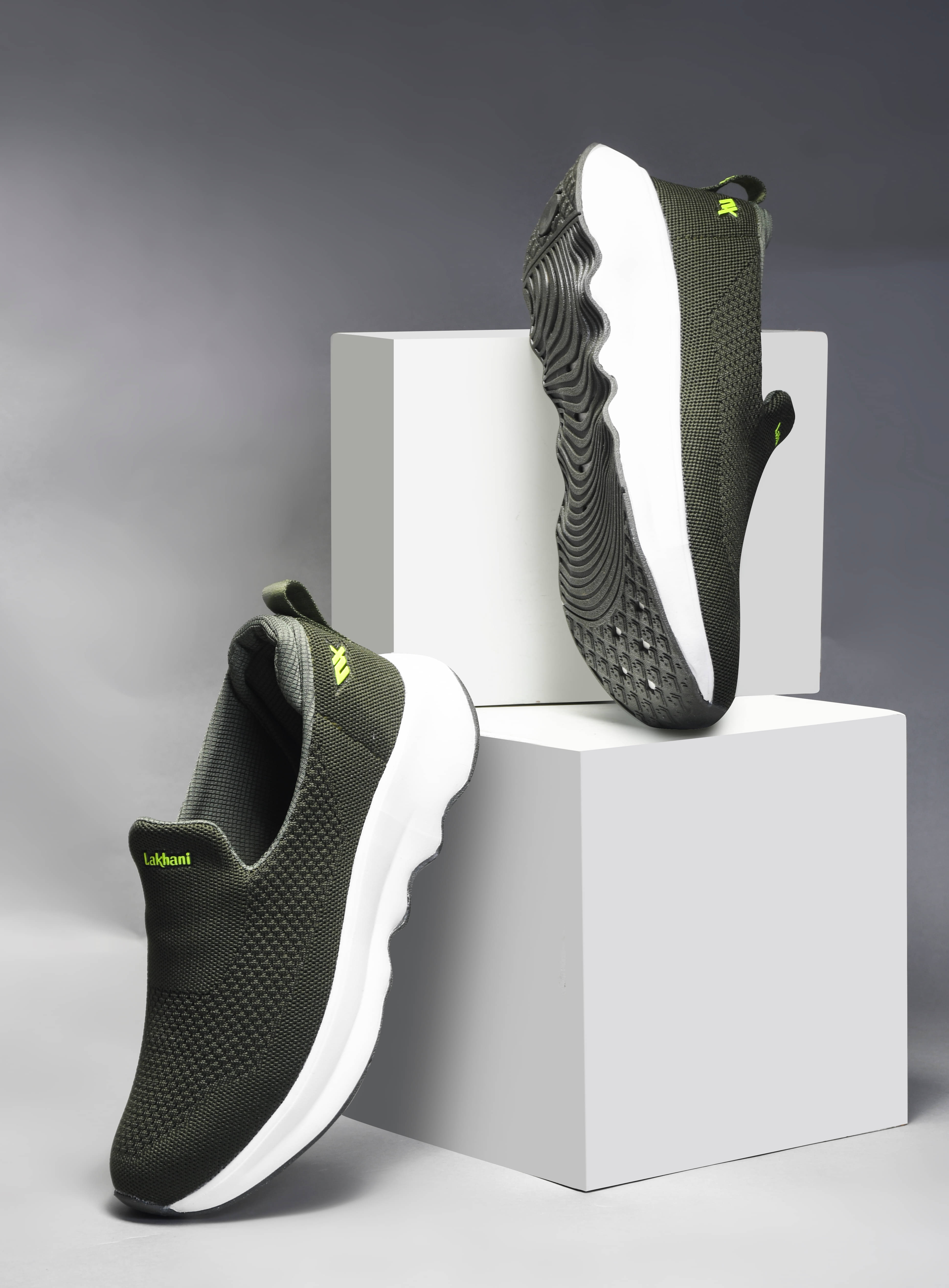     			Lakhani Aashirwad Kick-16 Olive Men's Sports Running Shoes