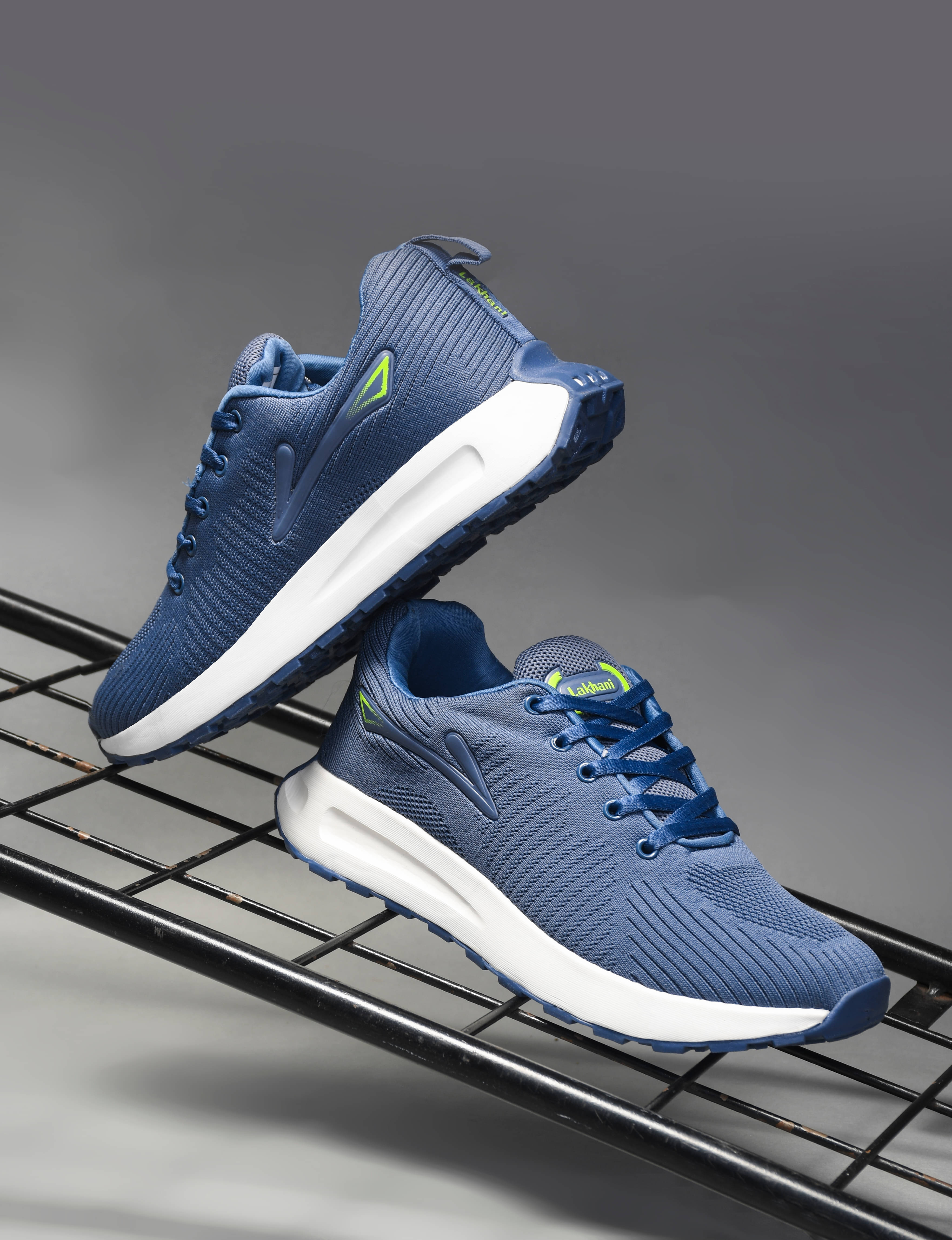     			Lakhani Aashirwad Vitara-04 Multicolor Men's Sports Running Shoes