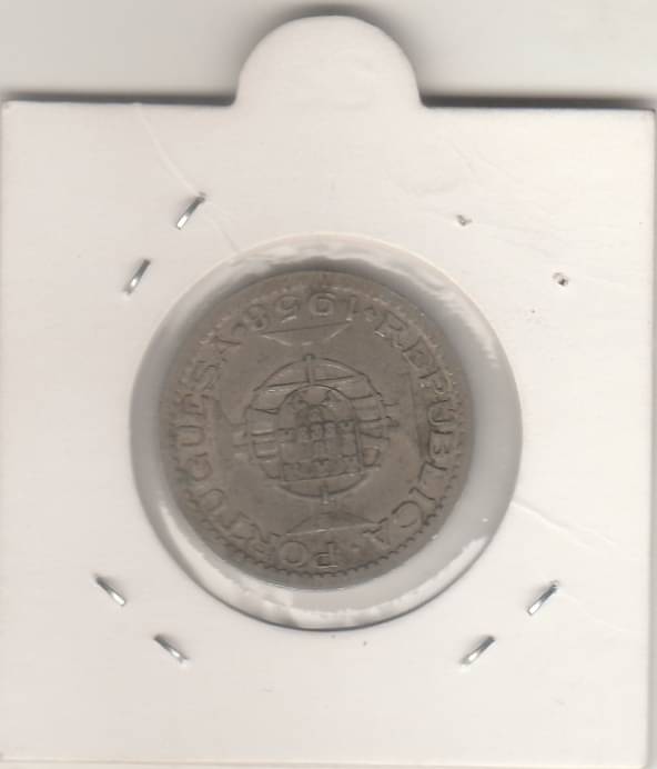     			NUMISMATICALLY RARE COMMOMORATIVE -,ONE , ESTADO DA INDIA PORTUGAL INDIA-1958,FINE  CONDITION HIGHLY COLLECTIBLE ,WIGHT-6  GRAMS. CHECK PICTURE CAREFFULLY BEFORE ORDER PLEASE DONT PLACE FAKE  ORDER.