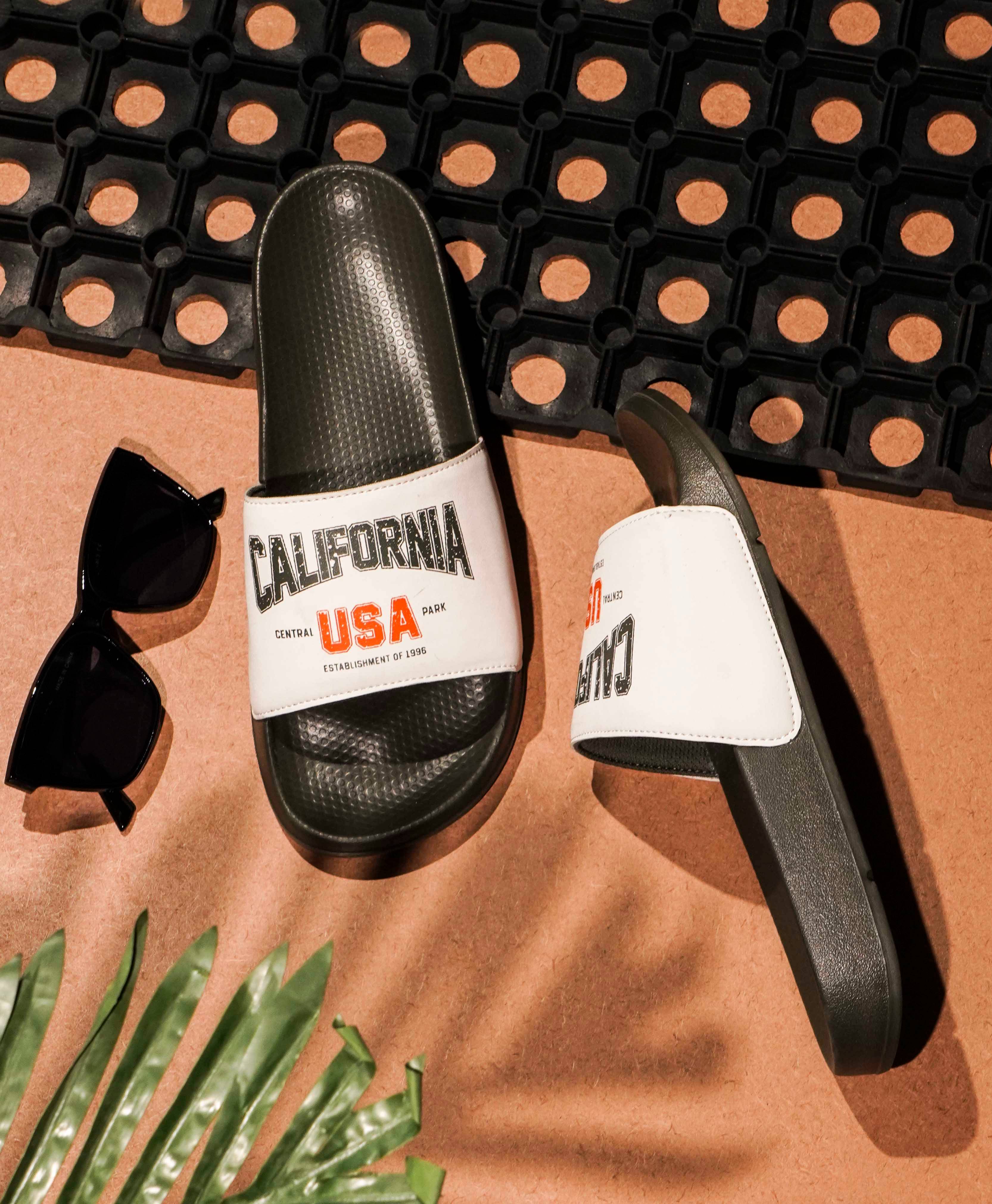     			Trulite White Men's Slide Flip Flop