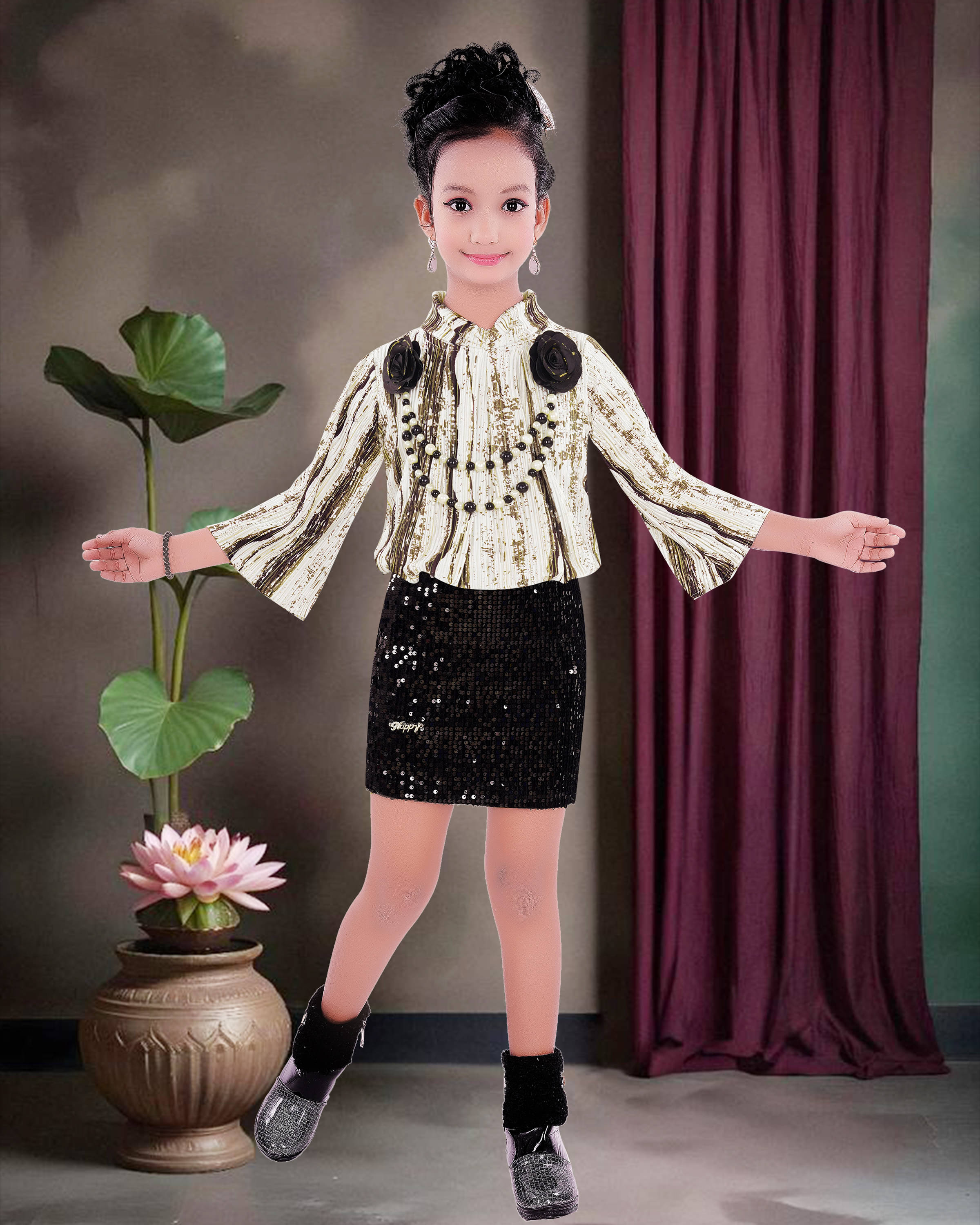     			9stiches Cotton Blend Dress For Girls ( Pack of 1 , White & Black )