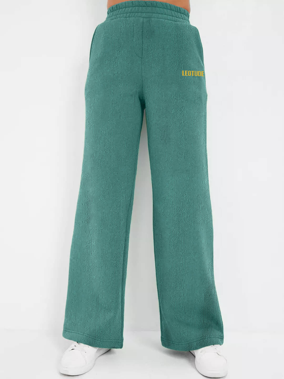     			Leotude Green Cotton Blend Women's Running Trackpants ( Pack of 1 )