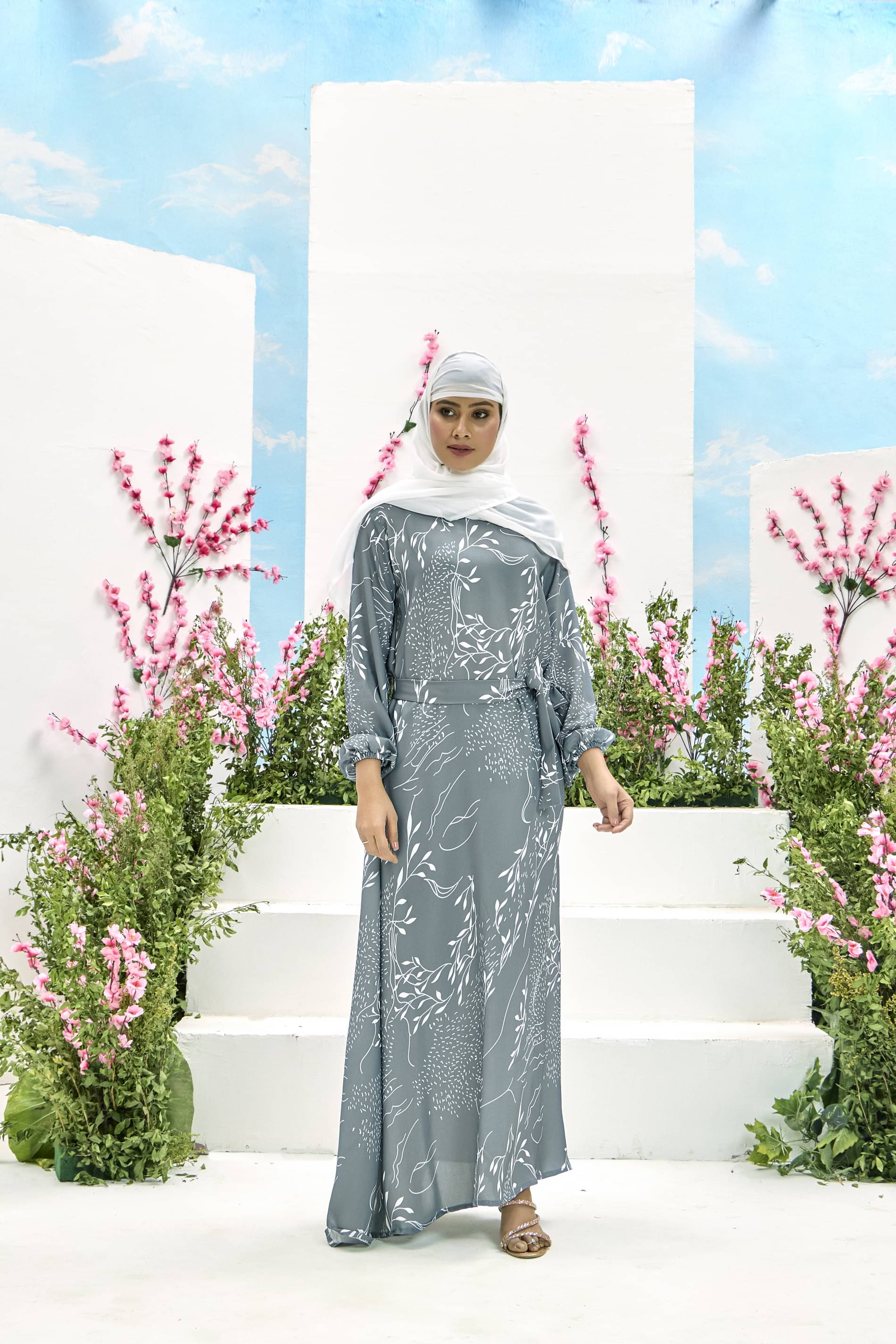     			SARINKU Polyester Burqa without Hijab Light Grey ( Pack of 1 )