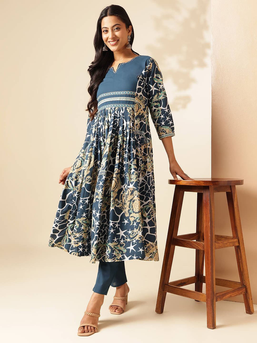 Vbuyz Cotton Printed Kurti With Pants Women's Stitched Salwar Suit - Indigo ( Pack of 1 ) Vbuyz Cotton Printed Kurti With Pants Women's Stitched Salwar Suit - Indigo ( Pack of 1 )
