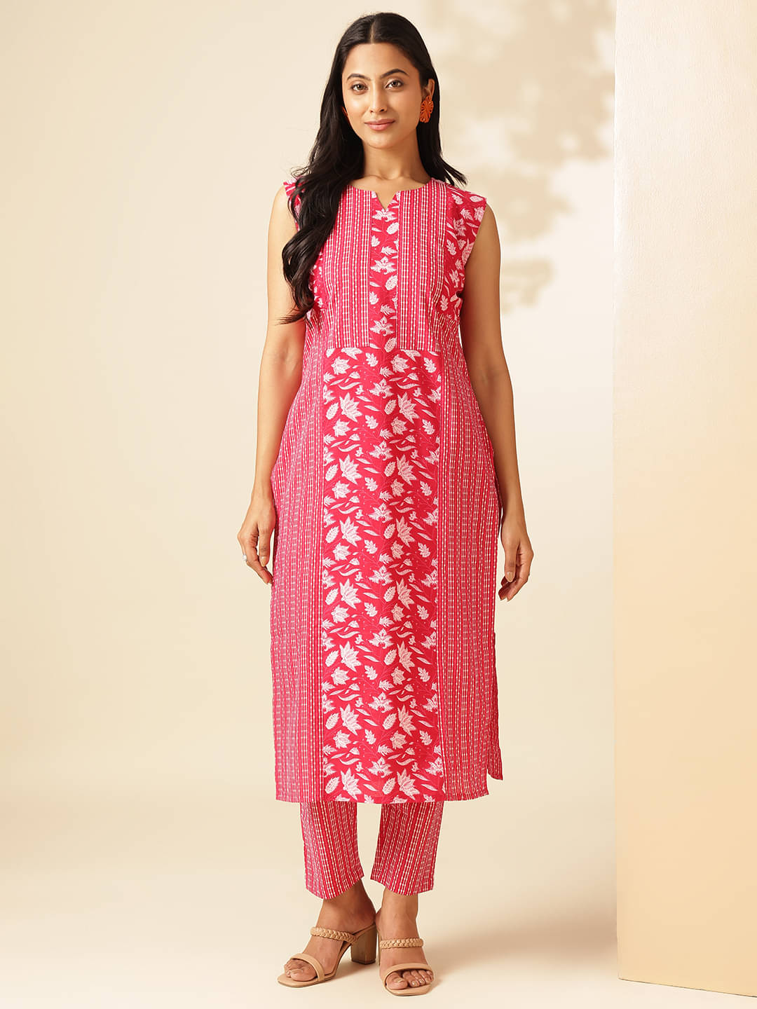 Vbuyz Cotton Printed Kurti With Pants Women's Stitched Salwar Suit - Pink ( Pack of 1 ) Vbuyz Cotton Printed Kurti With Pants Women's Stitched Salwar Suit - Pink ( Pack of 1 )