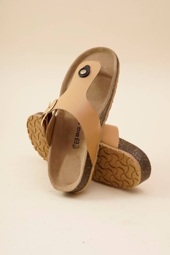     			Big Fox Beige Women's Flats
