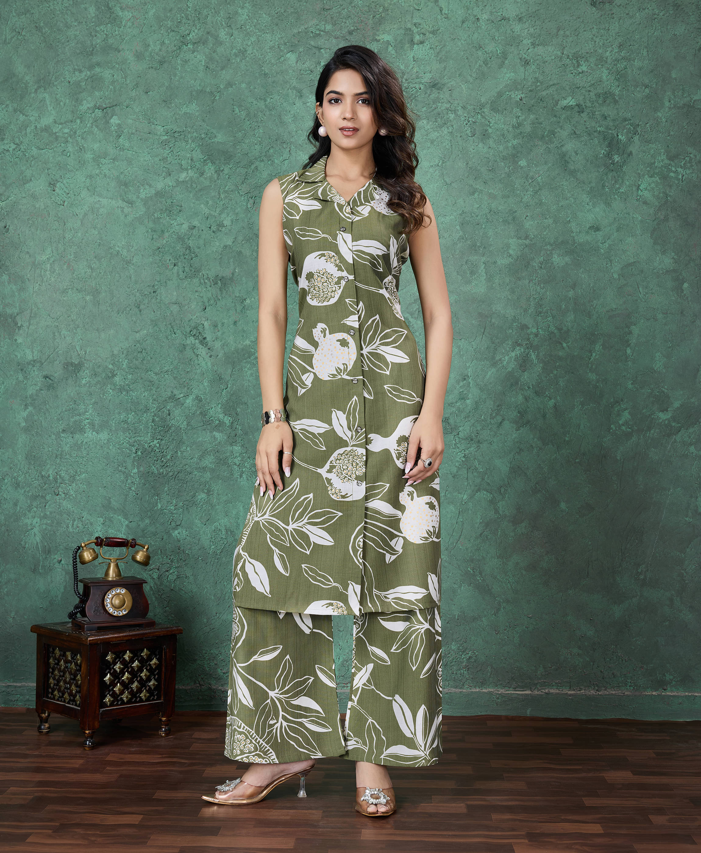     			MOJILAA Viscose Printed Kurti With Palazzo Women's Stitched Salwar Suit - Dark Green ( Pack of 1 )