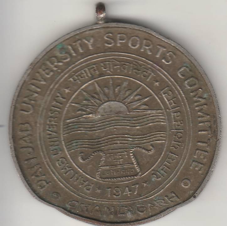 NUMISMATTECLY RARE AND COLLECTIBLE -RARE SPORTS MEDAL-P.UU -FOOTBALL-2006-07 YEAR.-1947.COPPER MADE.,METAL-COPPER -WITH SILVER PLATING.IN EXTRA FINE CONDITION ,WIGHT-58-GRAMS.CHECK PICTURE CAREFFULLY BEFORE ORDER PLEASE DONT PLACE FAKE ORDER NUMISMATTECLY RARE AND COLLECTIBLE -RARE SPORTS MEDAL-P.UU -FOOTBALL-2006-07 YEAR.-1947.COPPER MADE.,METAL-COPPER -WITH SILVER PLATING.IN EXTRA FINE CONDITION ,WIGHT-58-GRAMS.CHECK PICTURE CAREFFULLY BEFORE ORDER PLEASE DONT PLACE FAKE ORDER