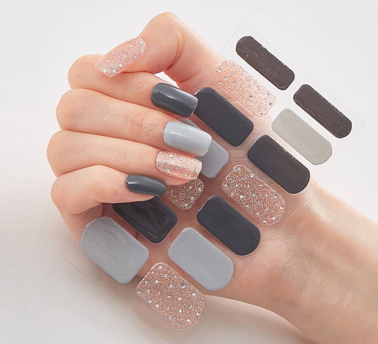 The Canvas Arts 14 Tips Finger Nail Sticker Women Stickers 10 g