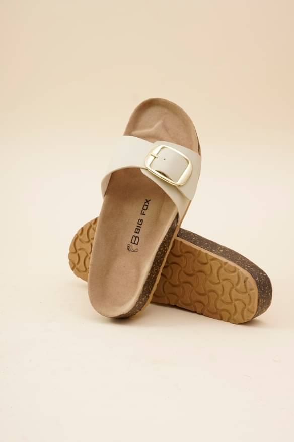     			Big Fox Beige Women's Flats