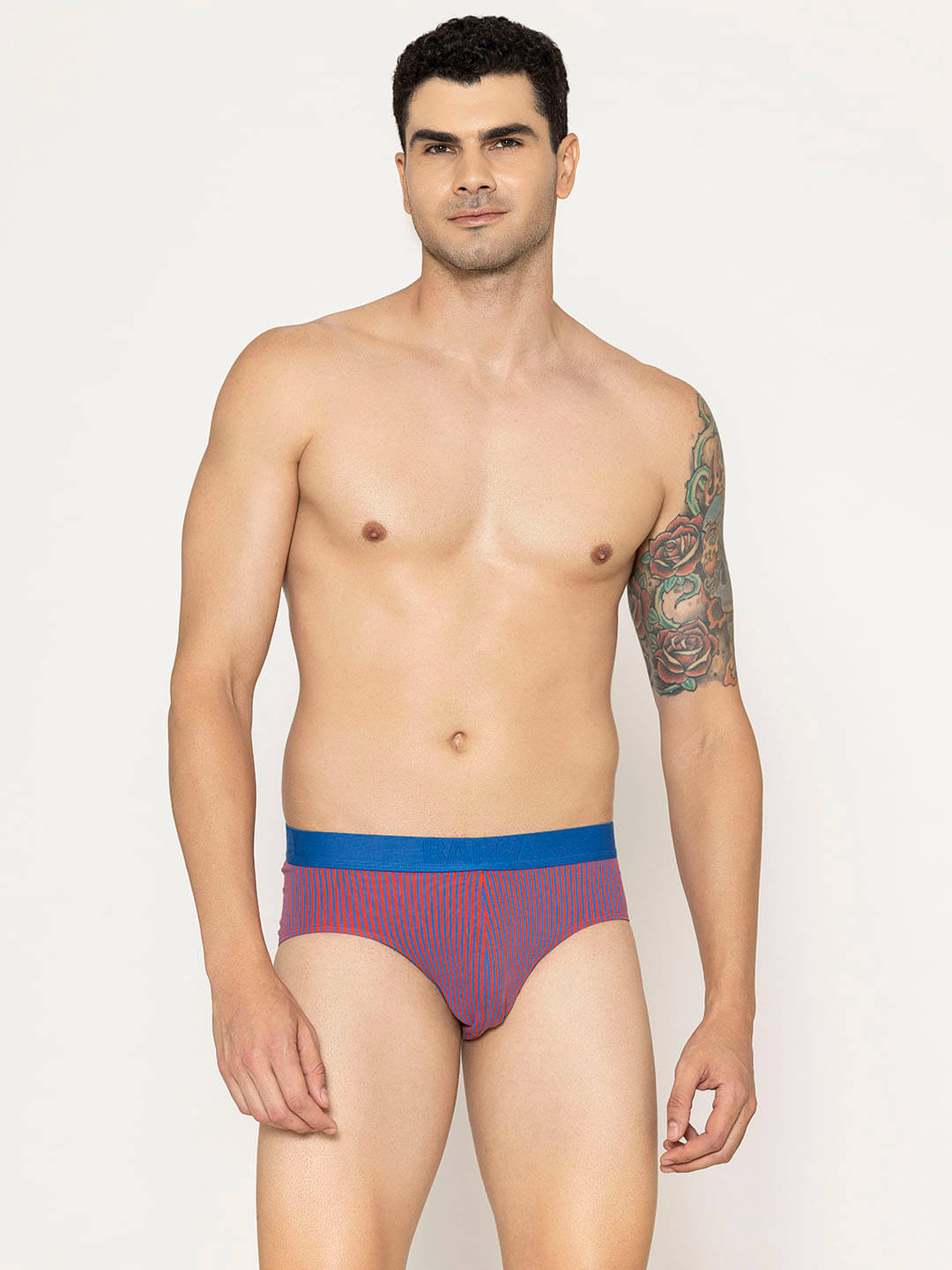 John Players Pack of 1 Cotton Blend Briefs For Men's ( Red ) John Players Pack of 1 Cotton Blend Briefs For Men's ( Red )