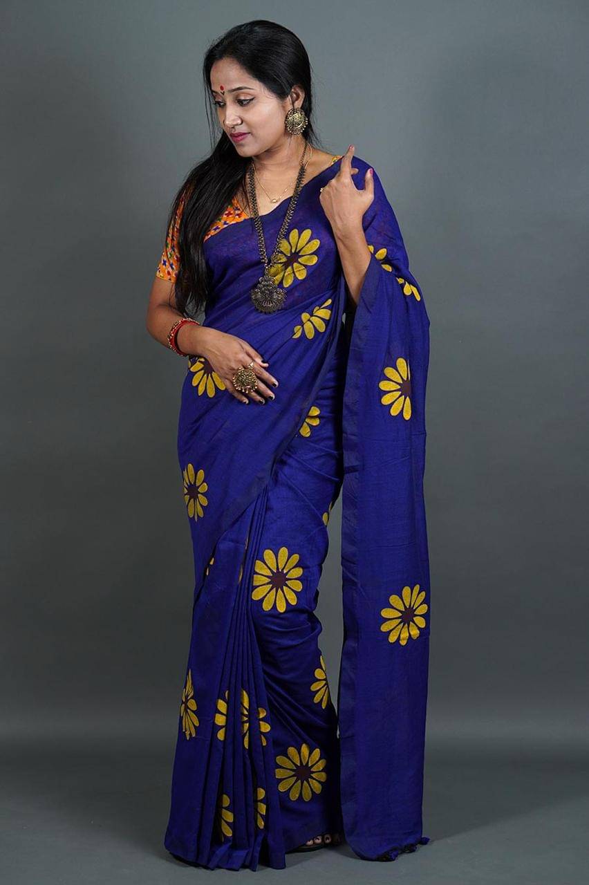 SARADA HANDLOOM Cotton Printed Saree With Unstitched Blouse Piece ( Blue )     			SARADA HANDLOOM Cotton Printed Saree With Unstitched Blouse Piece ( Blue )