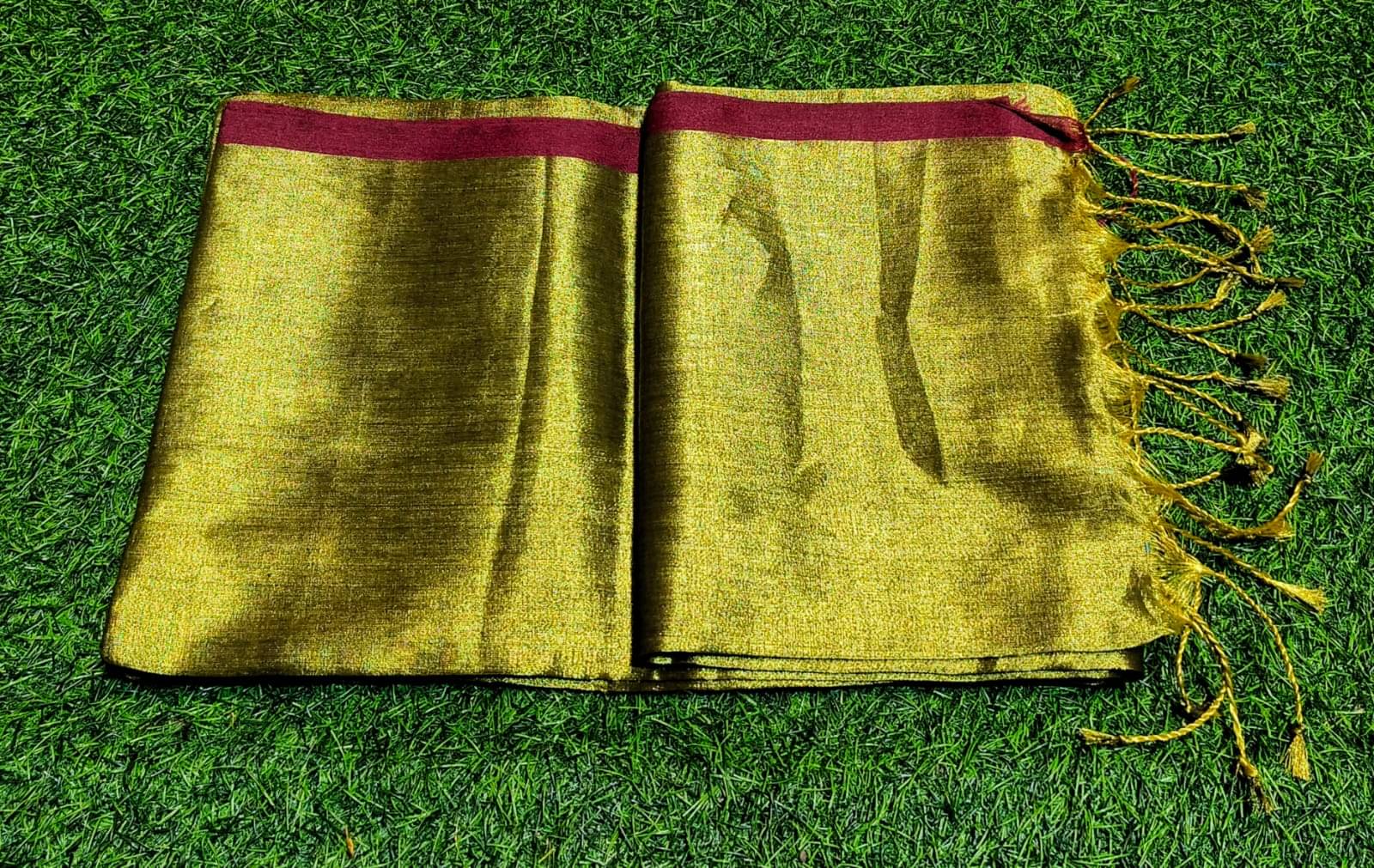 SARADA HANDLOOM Cotton Solid Saree With Unstitched Blouse Piece ( Gold ) SARADA HANDLOOM Cotton Solid Saree With Unstitched Blouse Piece ( Gold )