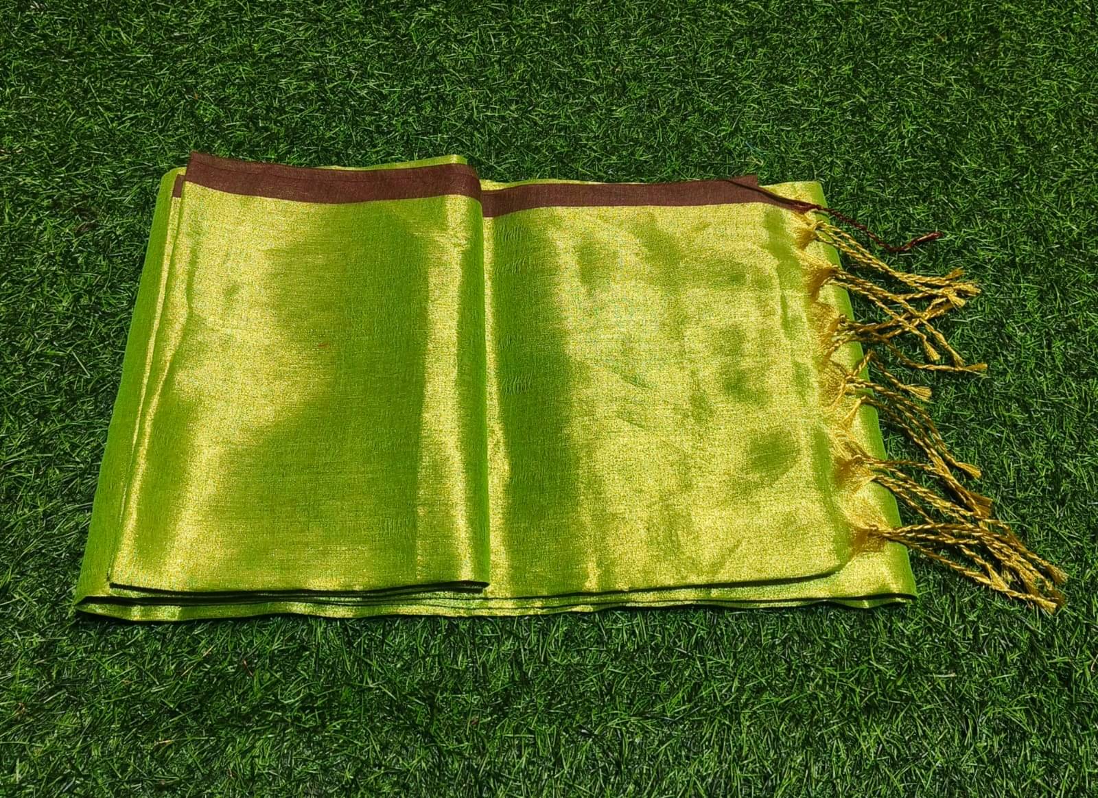 SARADA HANDLOOM Cotton Solid Saree With Unstitched Blouse Piece ( Green ) SARADA HANDLOOM Cotton Solid Saree With Unstitched Blouse Piece ( Green )