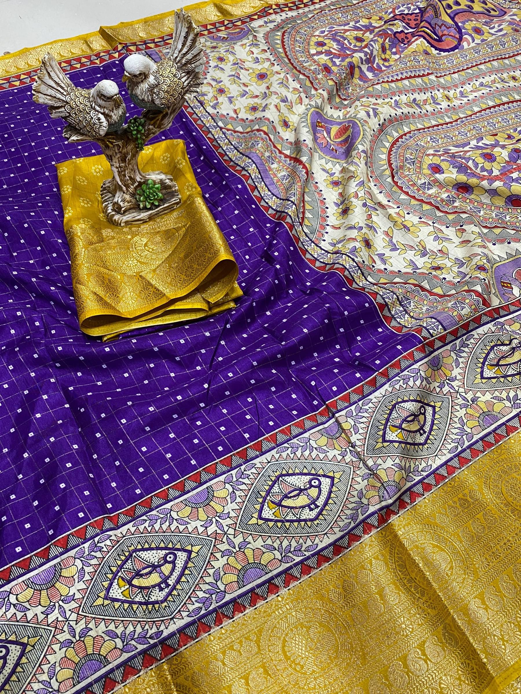 Rangtulika Ethnics Cotton Printed Saree With Unstitched Blouse Piece ( Purple ) Rangtulika Ethnics Cotton Printed Saree With Unstitched Blouse Piece ( Purple )