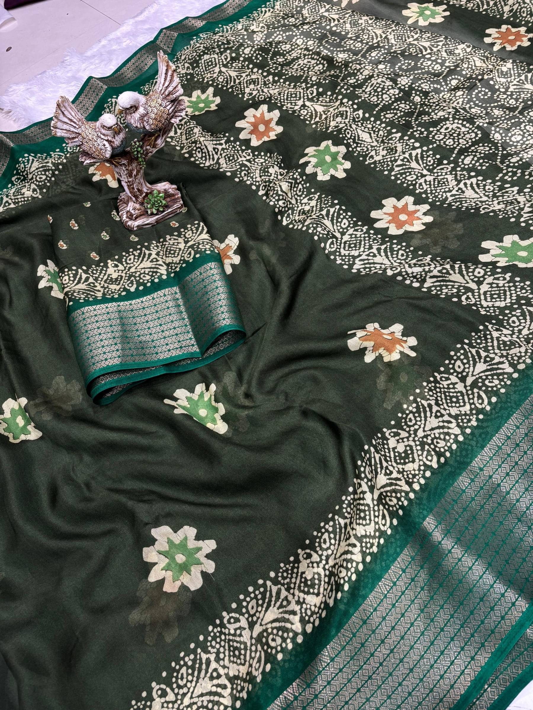 Rangtulika Ethnics Cotton Printed Saree With Unstitched Blouse Piece ( Green )     			Rangtulika Ethnics Cotton Printed Saree With Unstitched Blouse Piece ( Green )