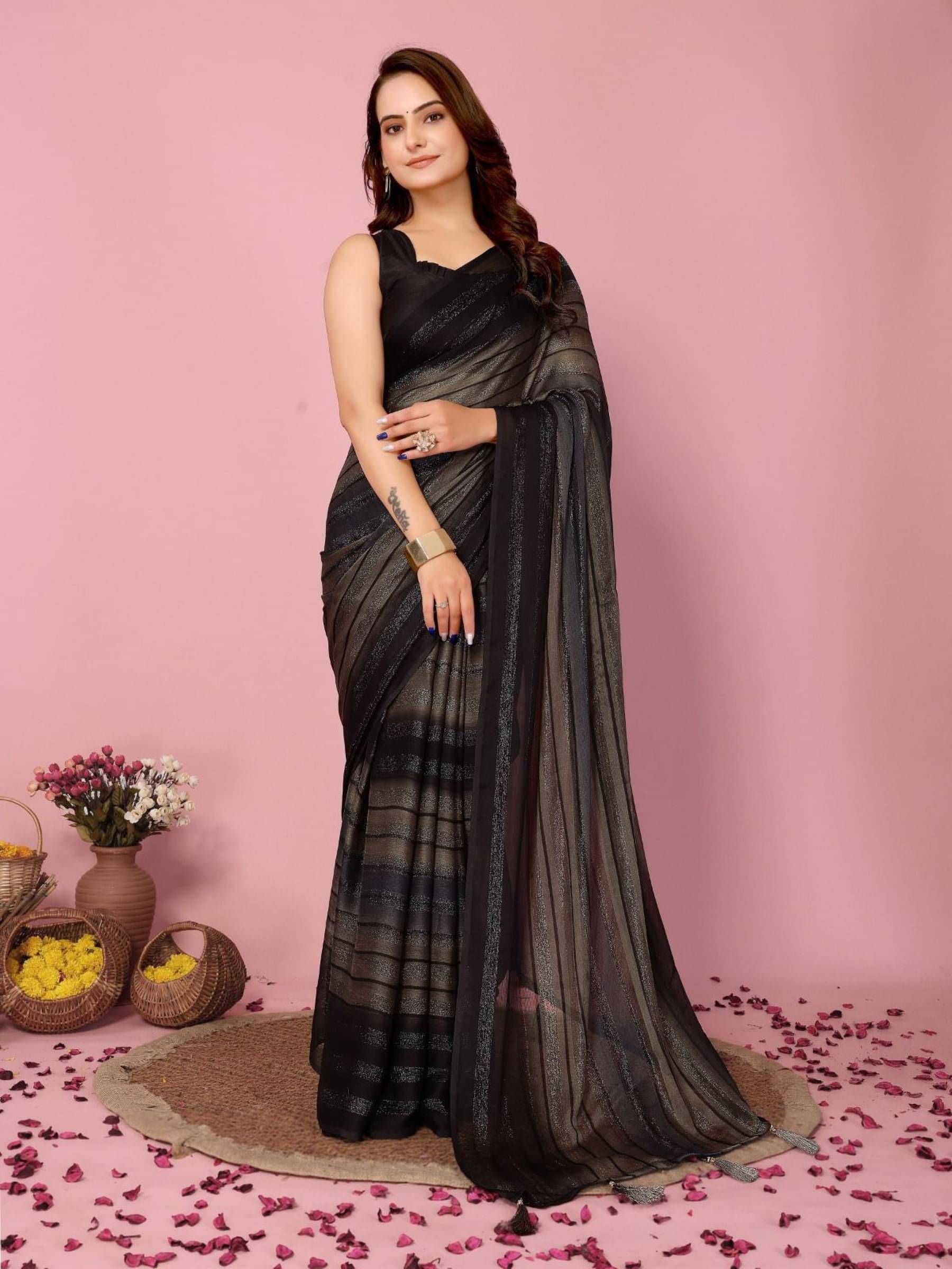     			Rangtulika Ethnics Georgette Solid Saree With Unstitched Blouse Piece ( Black )