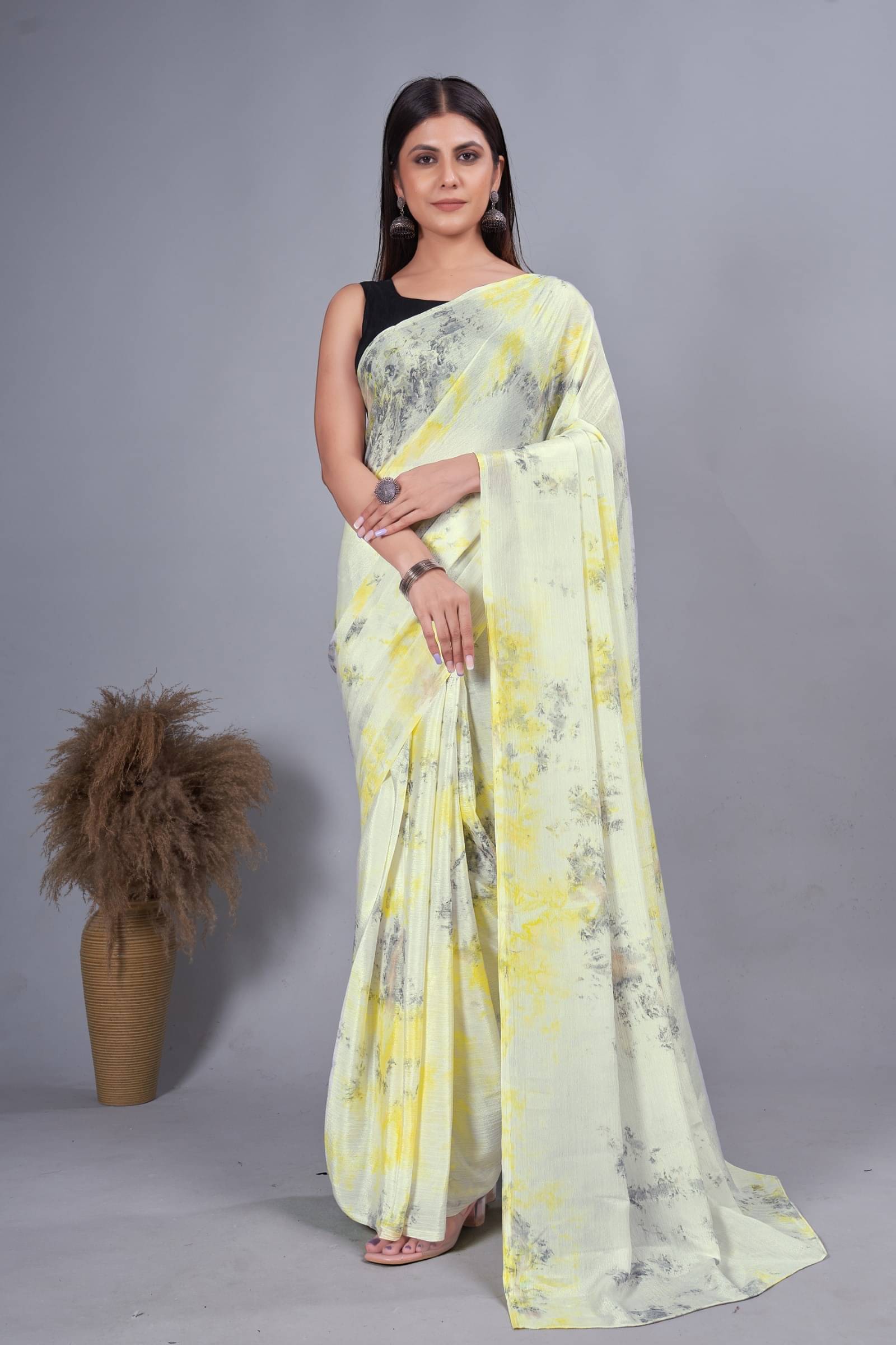     			Rangtulika Ethnics Linen Solid Saree With Unstitched Blouse Piece ( Multicolor )