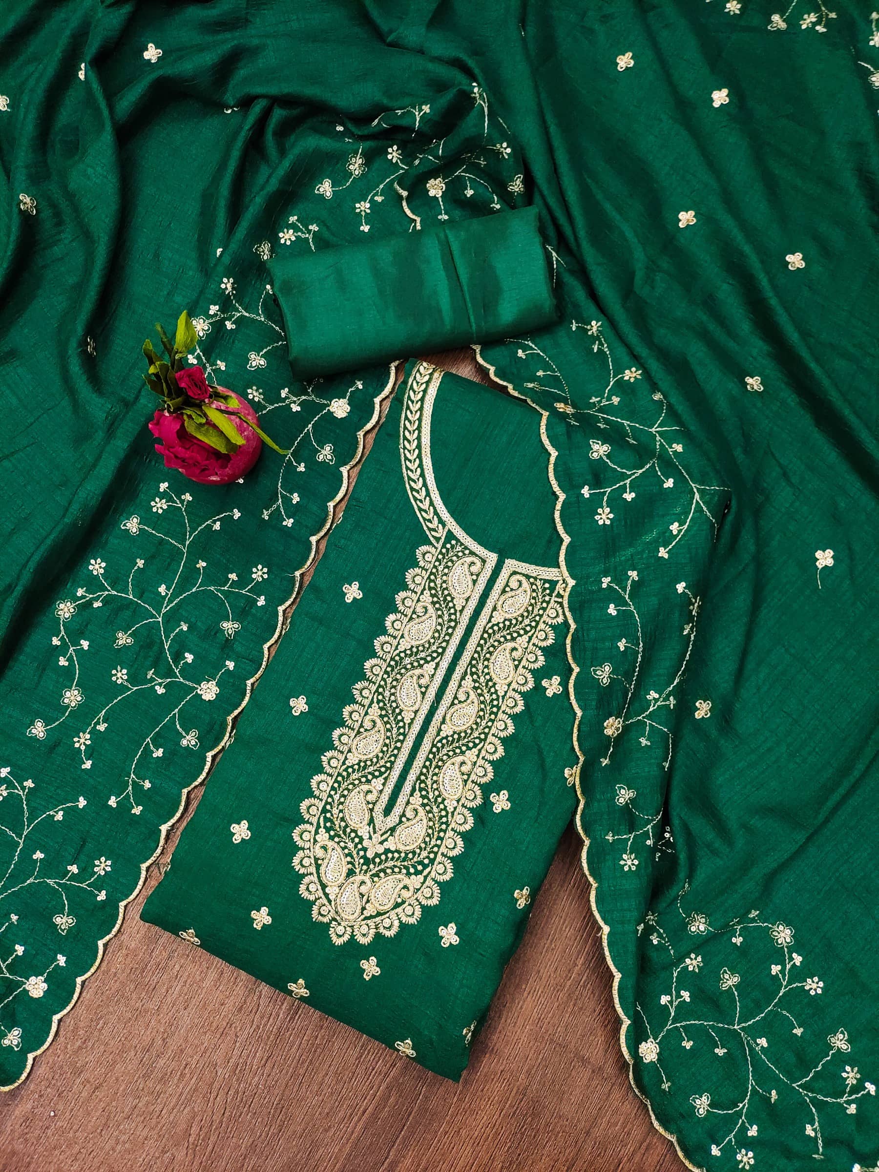 Rangtulika Ethnics Unstitched Cotton Blend Embroidered Dress Material - Green ( Pack of 1 ) - Unstitched Fabrics | Buy online on ZillyBuy