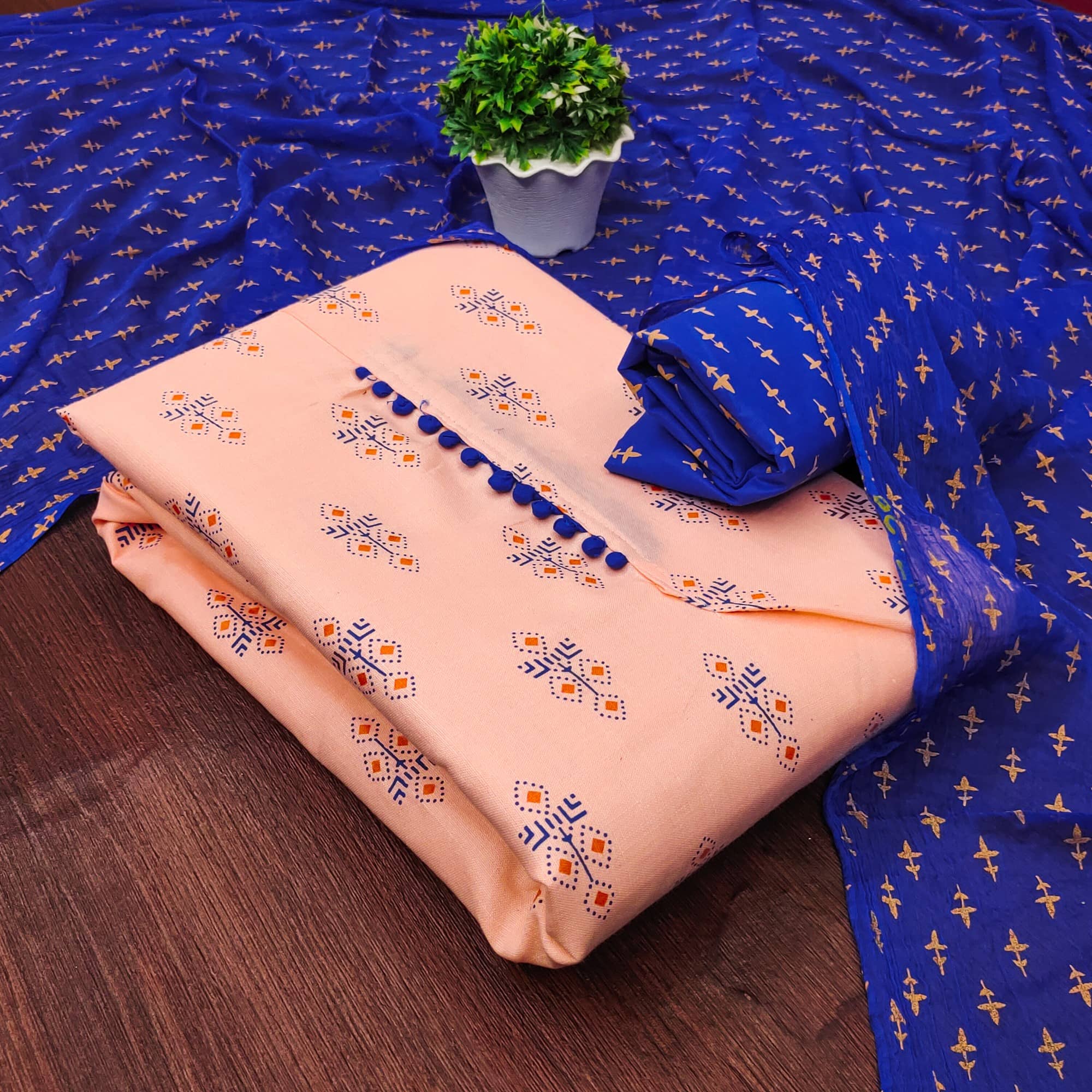 Rangtulika Ethnics Unstitched Cotton Printed Dress Material - Peach ( Pack of 1 ) - Unstitched Fabrics | Buy online on ZillyBuy