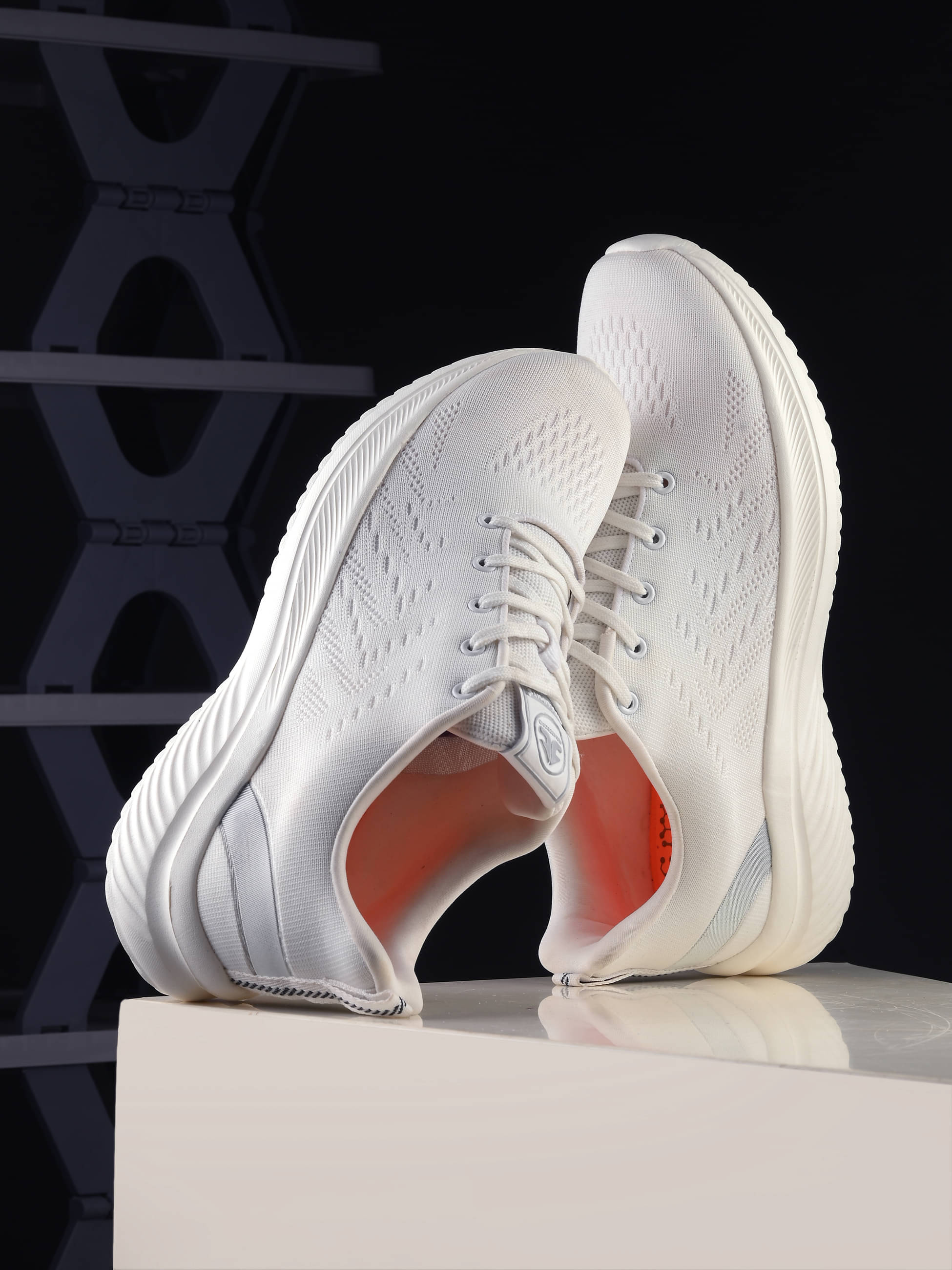     			OFF LIMITS DAKOTA Off White Men's Sneakers