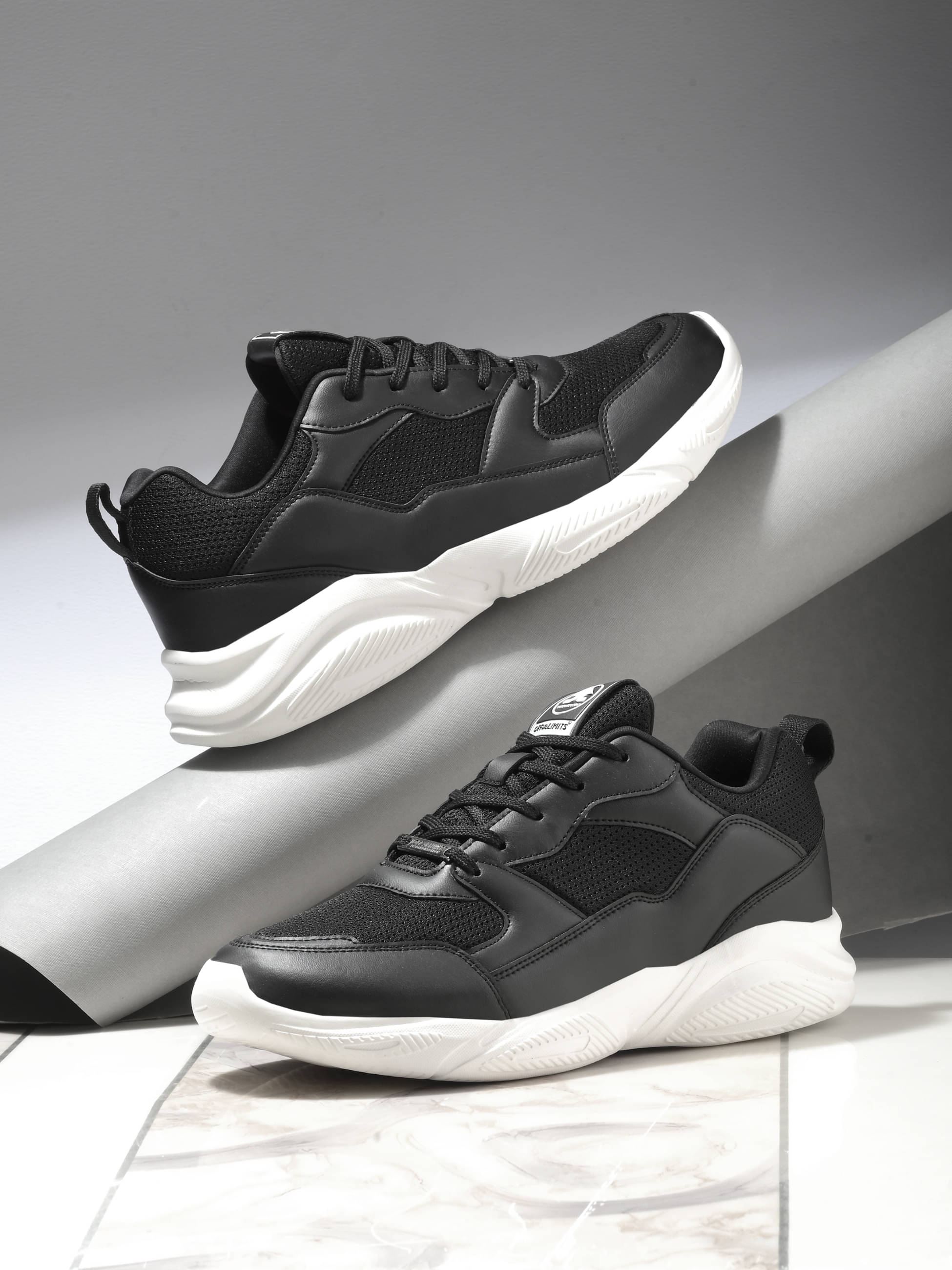     			OFF LIMITS HACHIKO Black Men's Sneakers