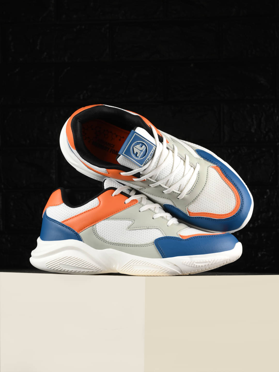     			OFF LIMITS ROGER Off White Men's Sneakers