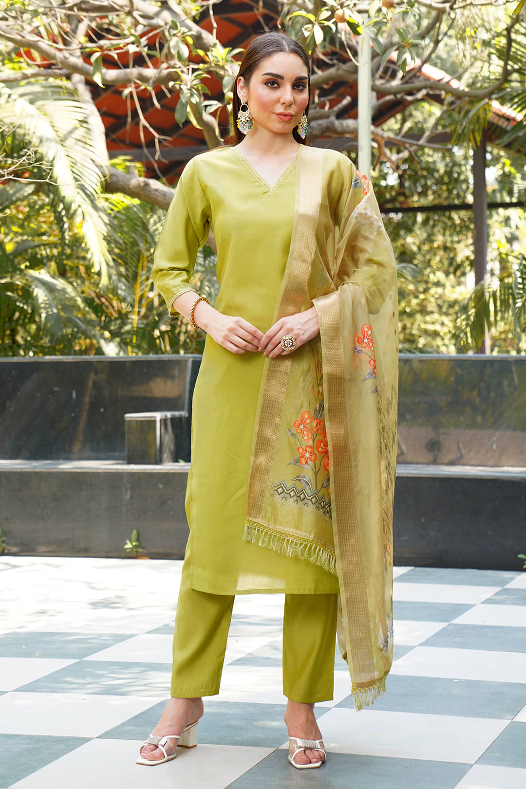     			Sitanjali Lifestyle Rayon Solid Kurti With Pants Women's Stitched Salwar Suit - Light Green ( Pack of 1 )