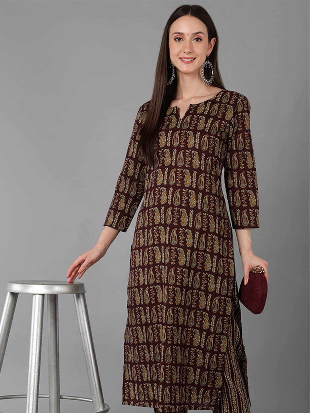 Vaamsi Pack of 1 Cotton Printed Straight Women's Kurti - ( Maroon ) - Kurtis, Tunics | Buy online on ZillyBuy