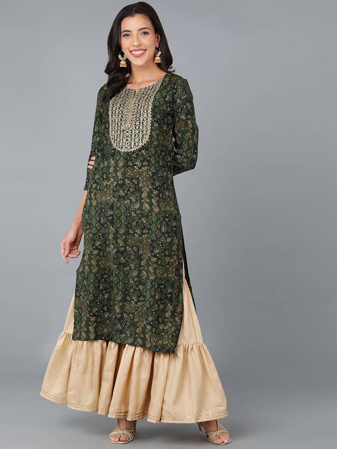     			Vaamsi Pack of 1 Silk Blend Printed Straight Women's Kurti - ( Green )