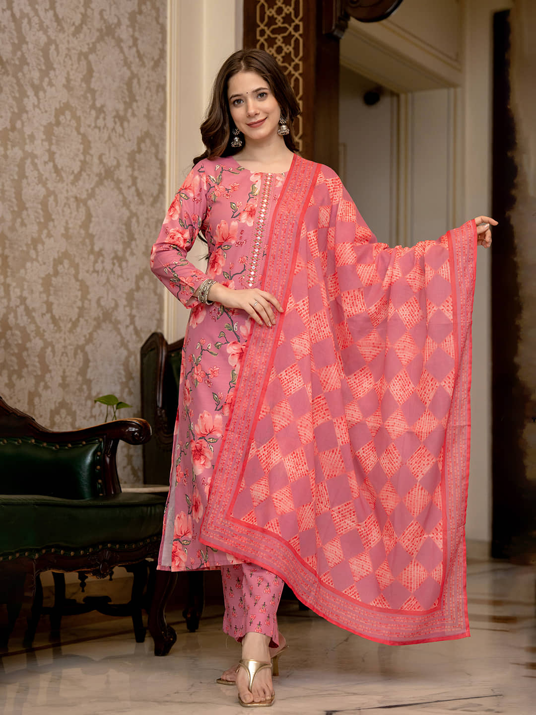Vaamsi Rayon Printed Kurti With Pants Women's Stitched Salwar Suit - Pink ( Pack of 1 )