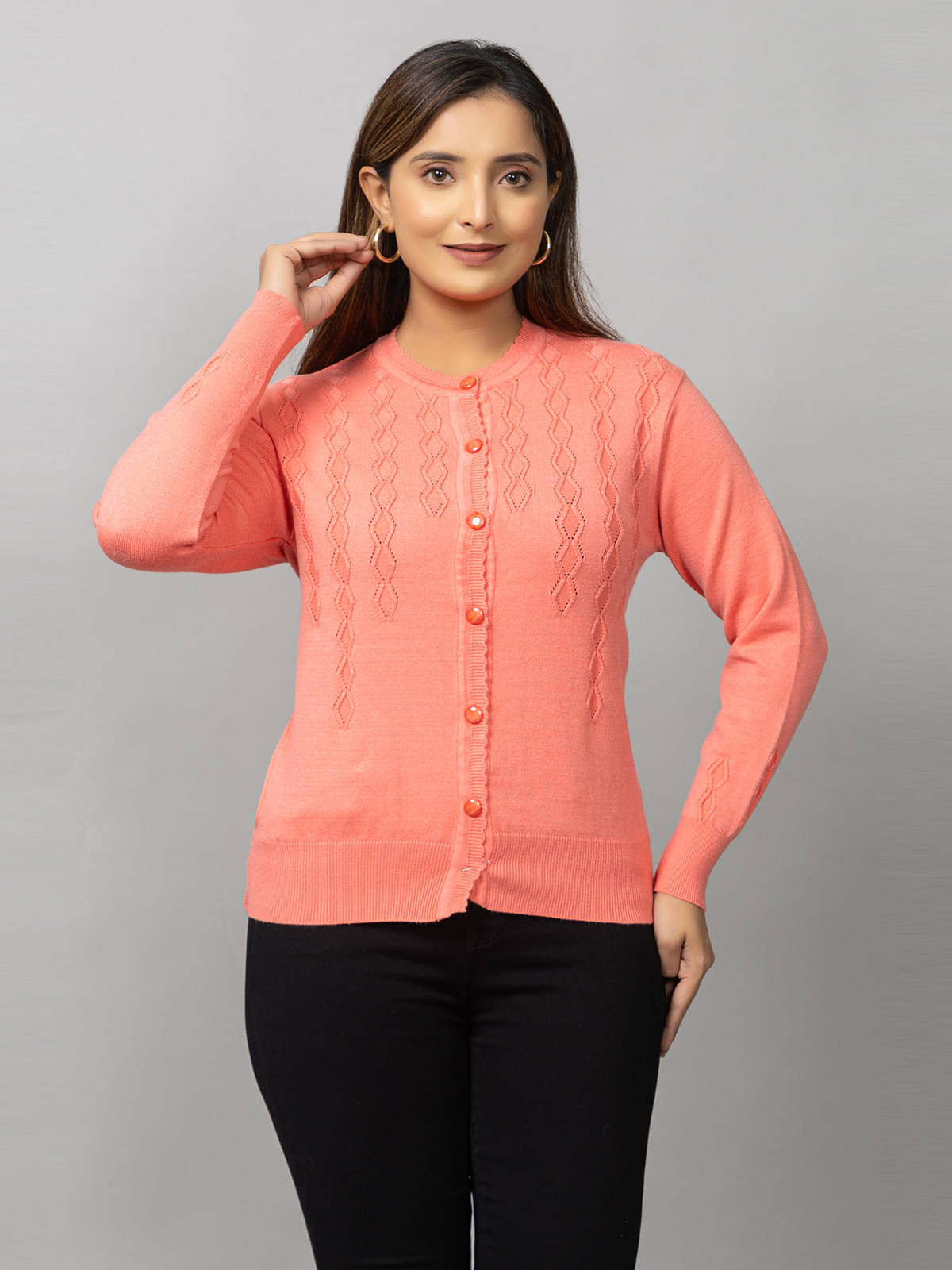 MISDYNAMIC Women Woollen Round Neck Cardigan ( Multicolor ) MISDYNAMIC Women Woollen Round Neck Cardigan ( Multicolor )