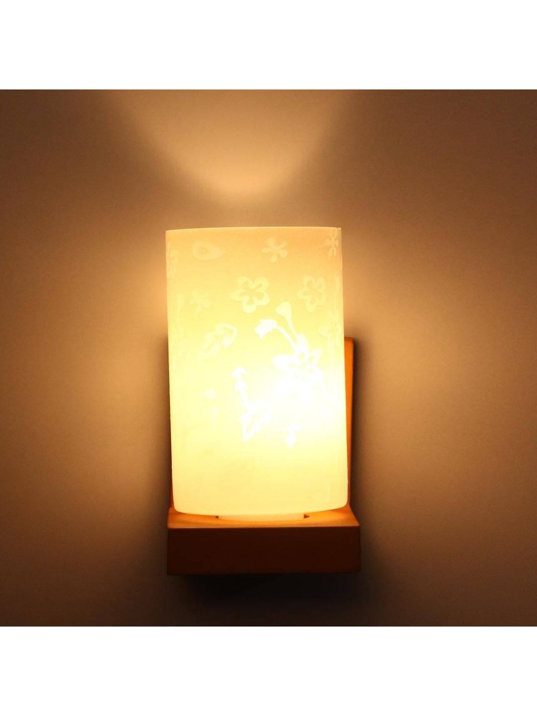     			AFAST White Wallchiere ( Pack of 1 )