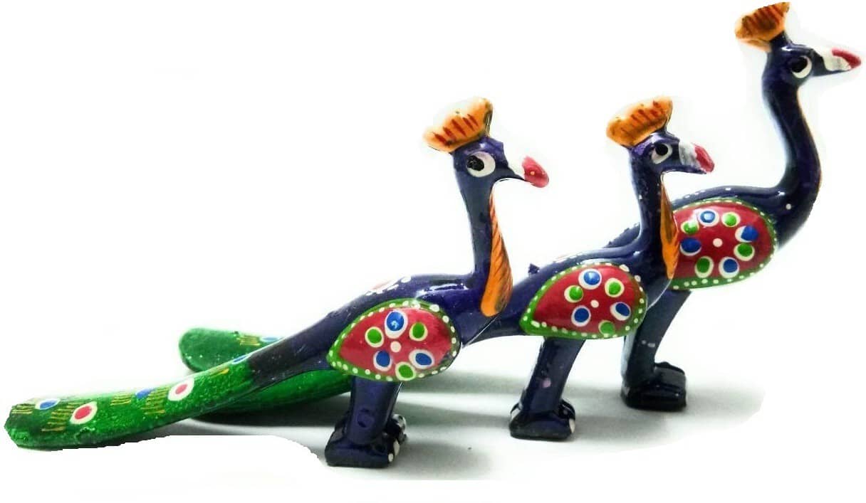 AFTERSTITCH peacock idol set of 3 Showpiece statue for home office decor 9.5 cm  (Pack of 3)