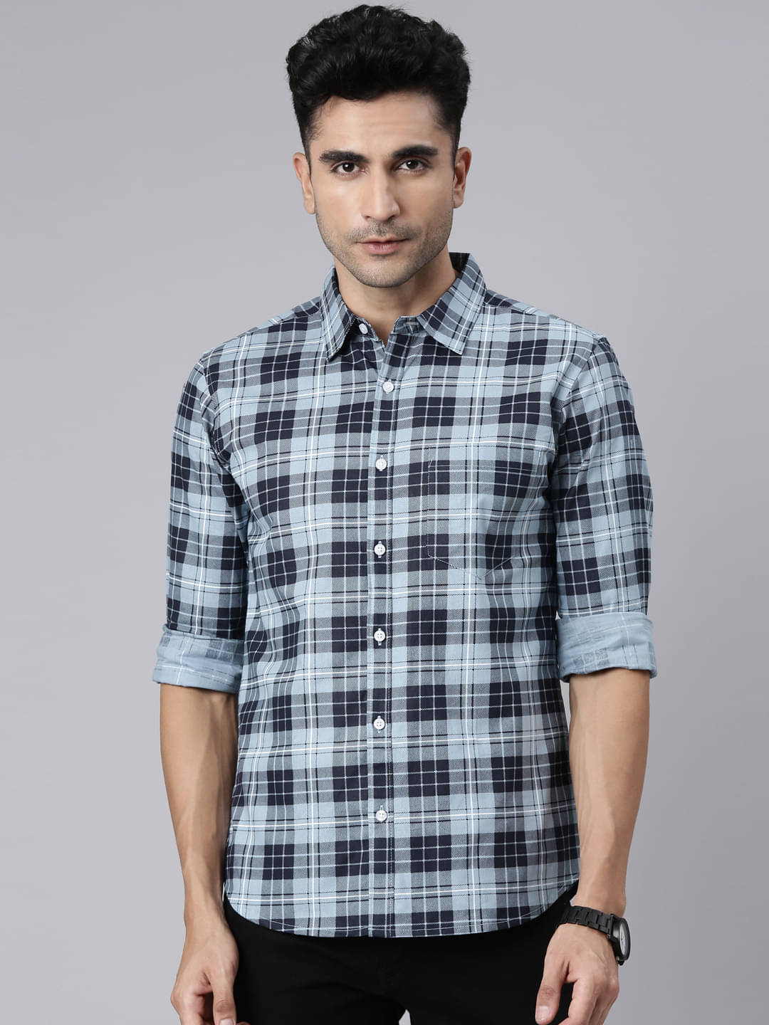 Lucky Roger Cotton Blend Regular Fit Checks Full Sleeves Men's Casual Shirt - Light Blue ( Pack of 1 ) Lucky Roger Cotton Blend Regular Fit Checks Full Sleeves Men's Casual Shirt - Light Blue ( Pack of 1 )