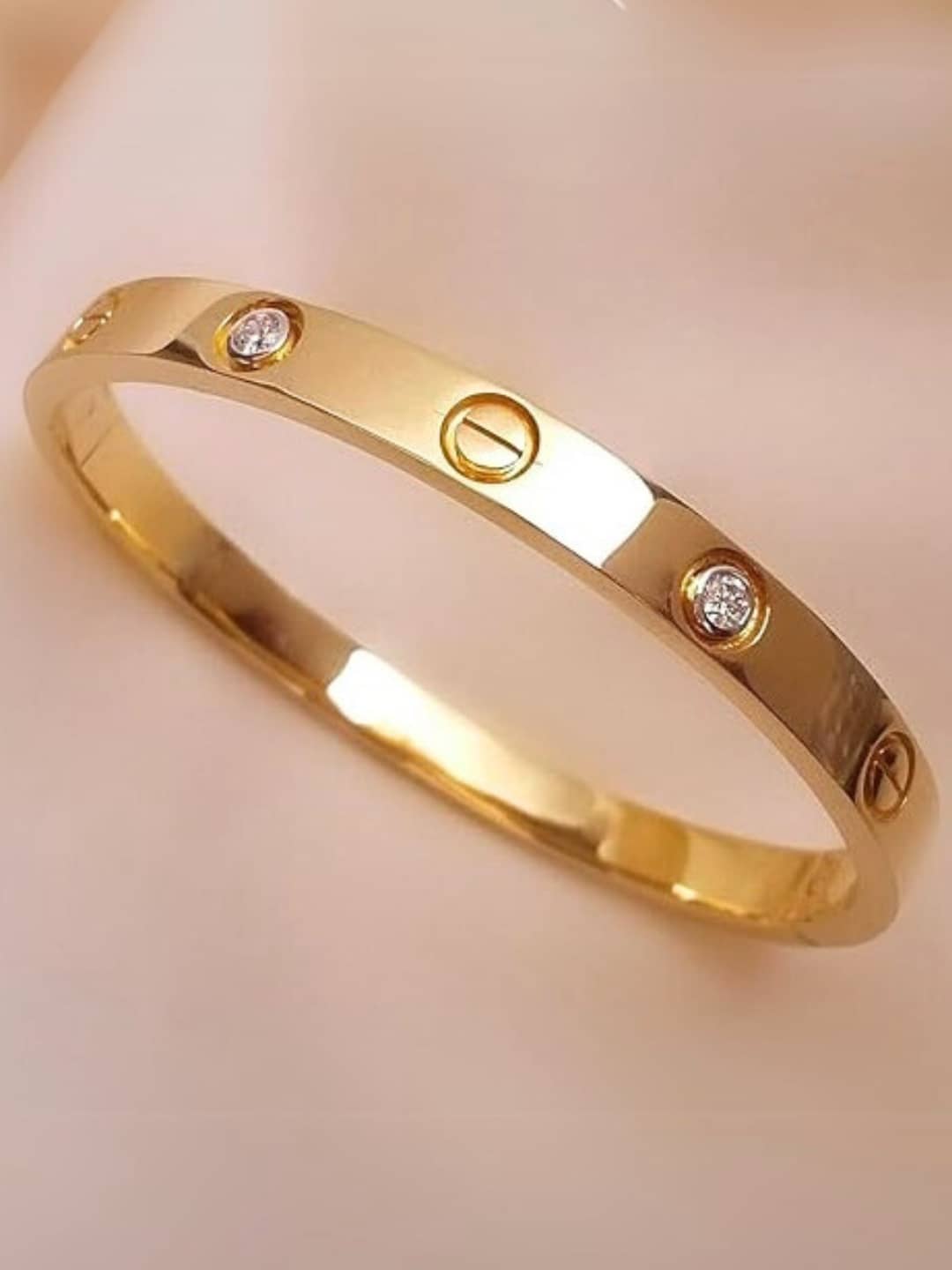 Style Wind Gold Bracelet ( Pack of 1 ) - Bangles & Bracelets | Buy online on ZillyBuy