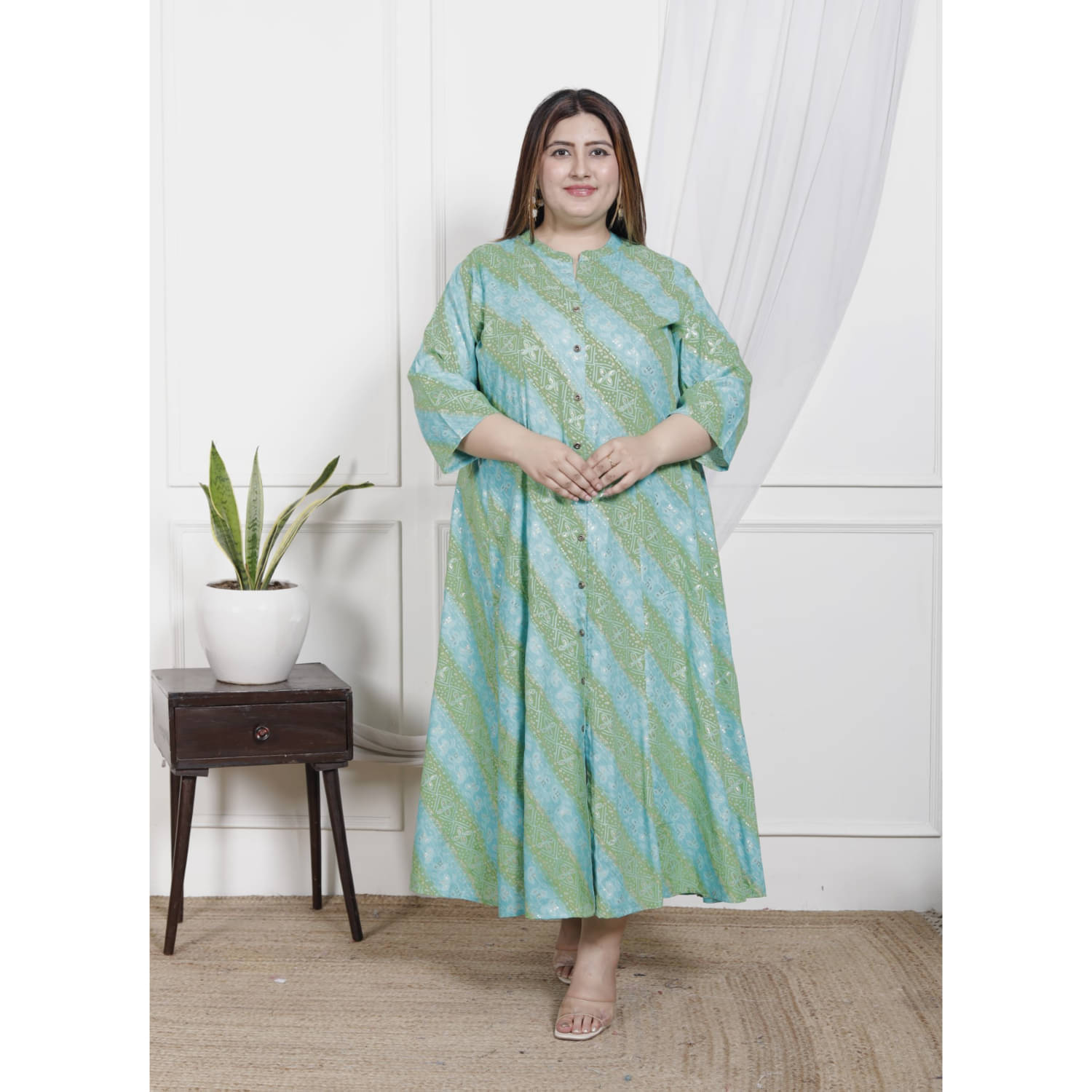 Swasti Cotton Blend Printed Knee Length Women's Gown - Turquoise ( Pack of 1 ) Swasti Cotton Blend Printed Knee Length Women's Gown - Turquoise ( Pack of 1 )