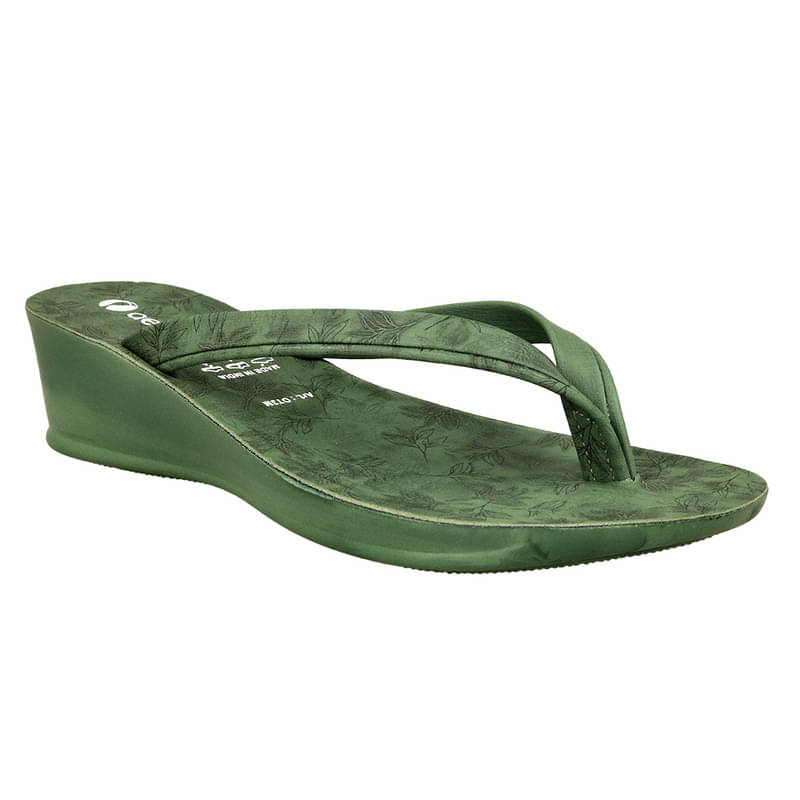     			Aeroblu Footwear Olive Women's Flats