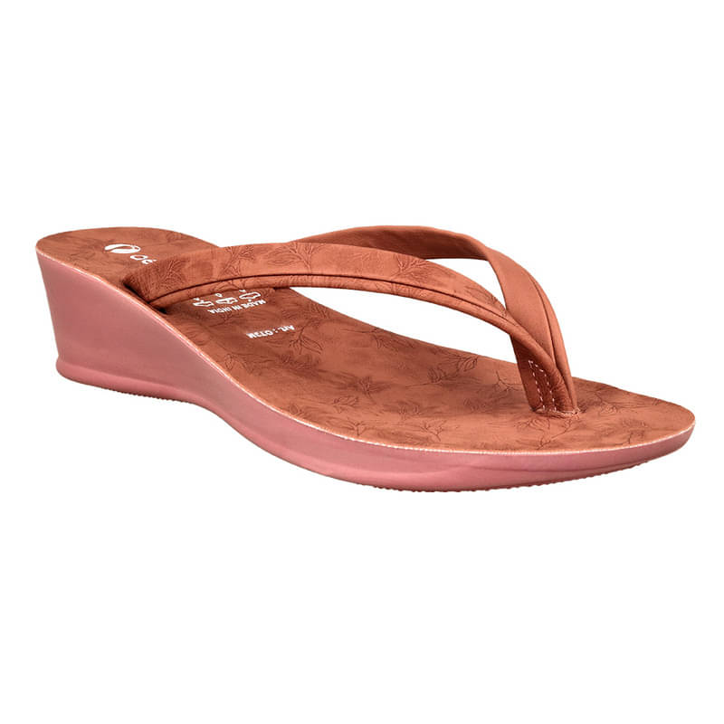     			Aeroblu Footwear Peach Women's Flats