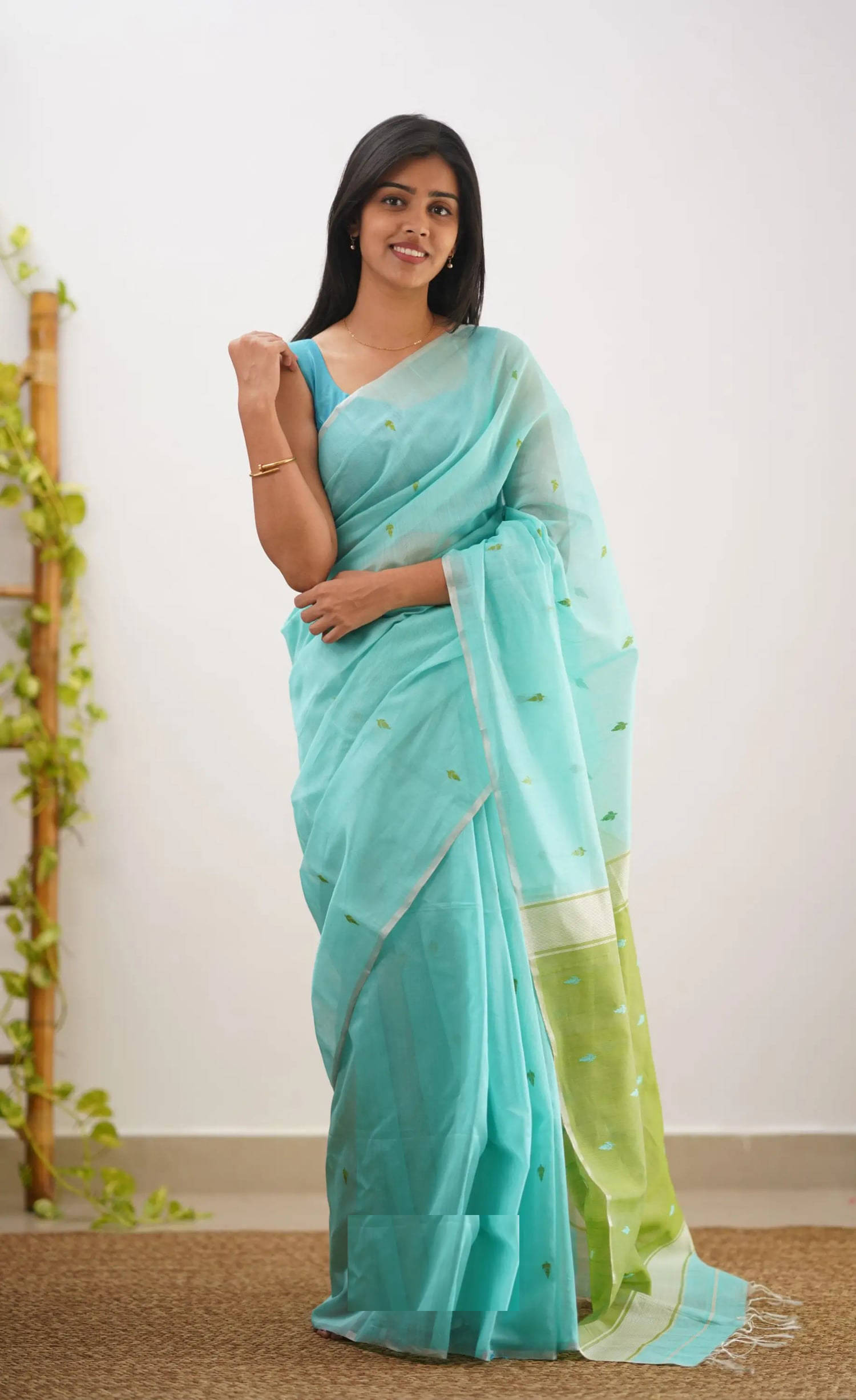 Apnisha Chanderi Colorblock Saree With Unstitched Blouse Piece ( Multicolor 5 ) Apnisha Chanderi Colorblock Saree With Unstitched Blouse Piece ( Multicolor 5 )